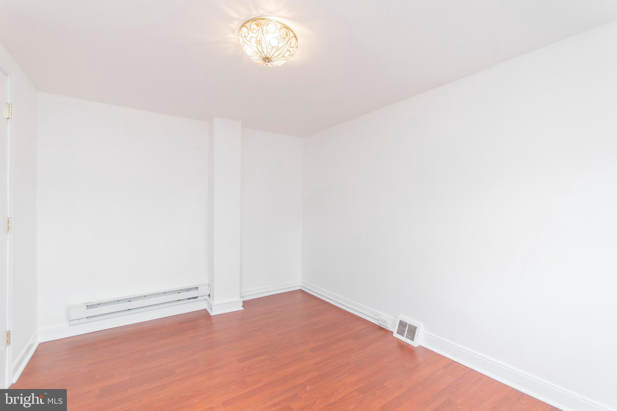 DICKINSON NARROWS - Residential