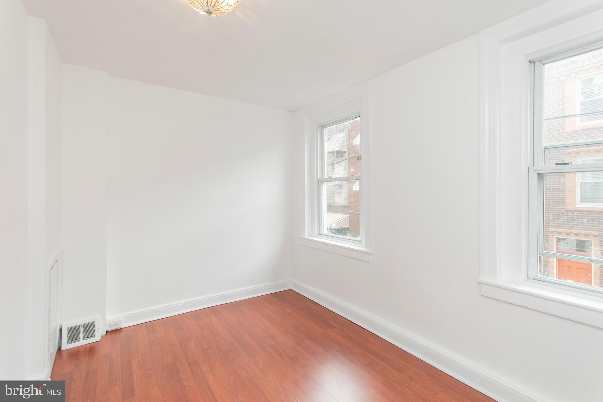 DICKINSON NARROWS - Residential