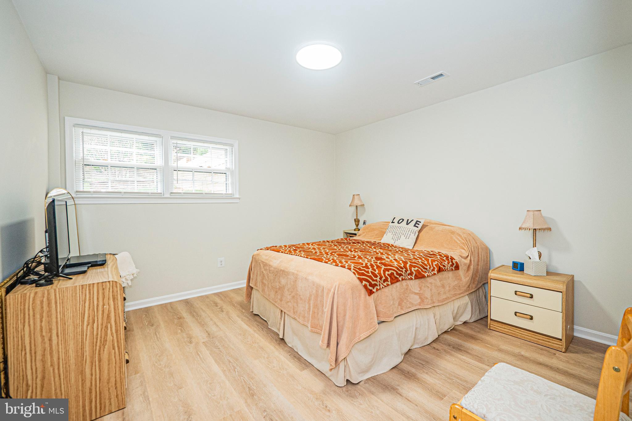 FALLS HILL - Residential