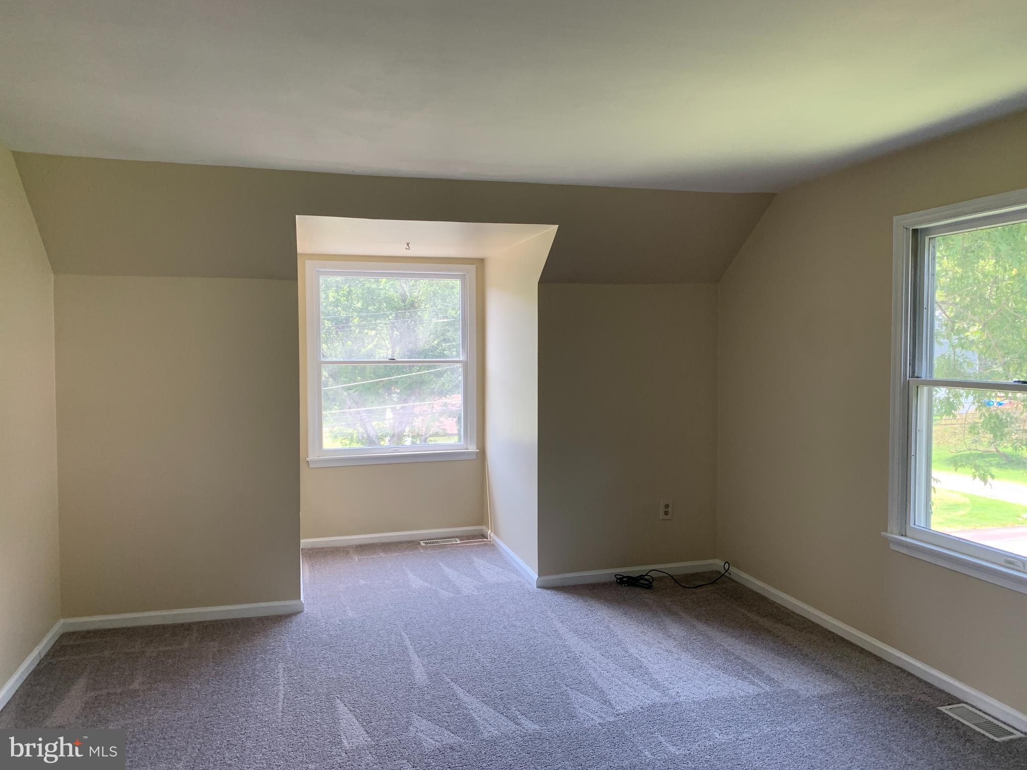 000 - Residential Lease