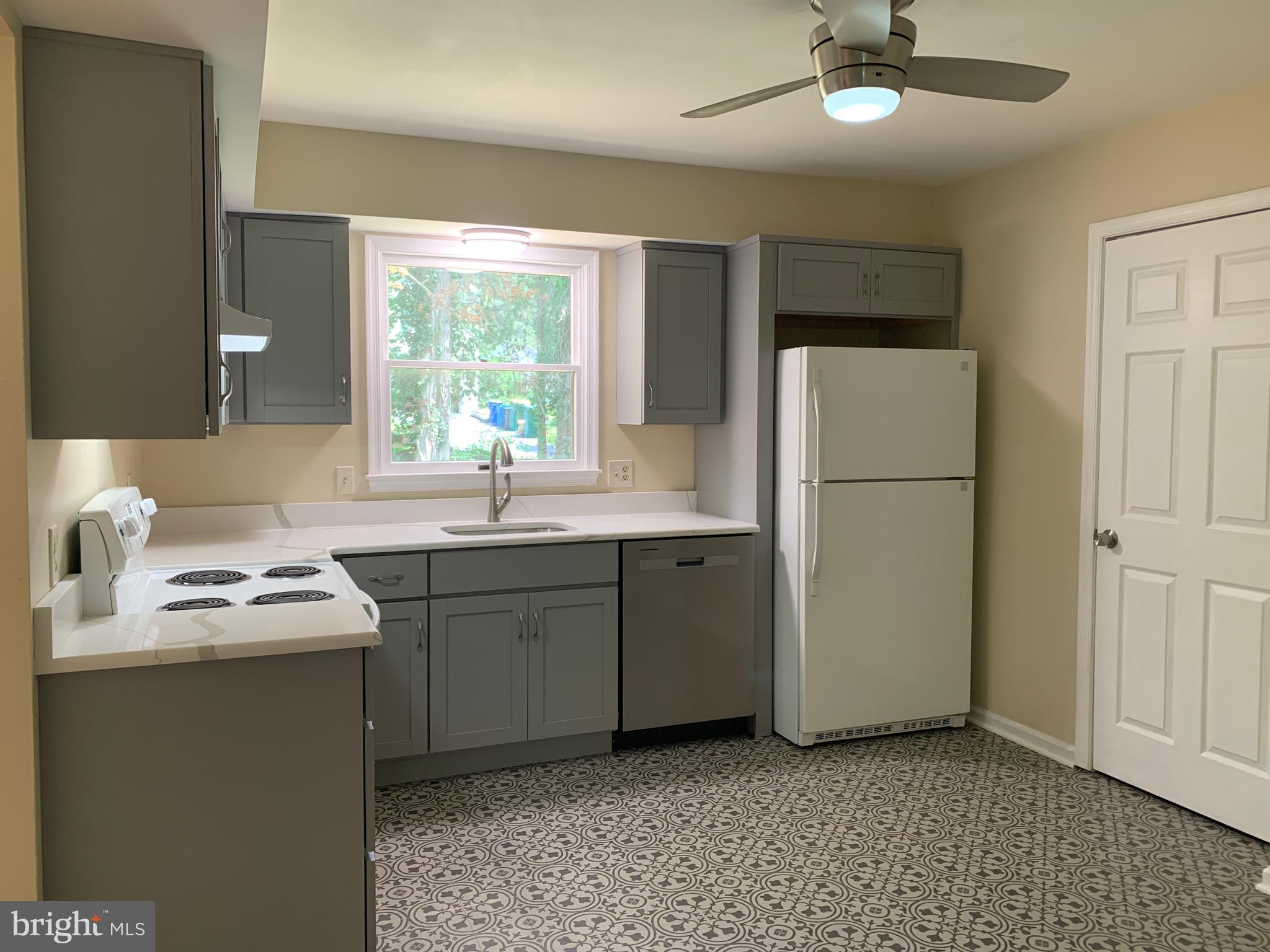 000 - Residential Lease