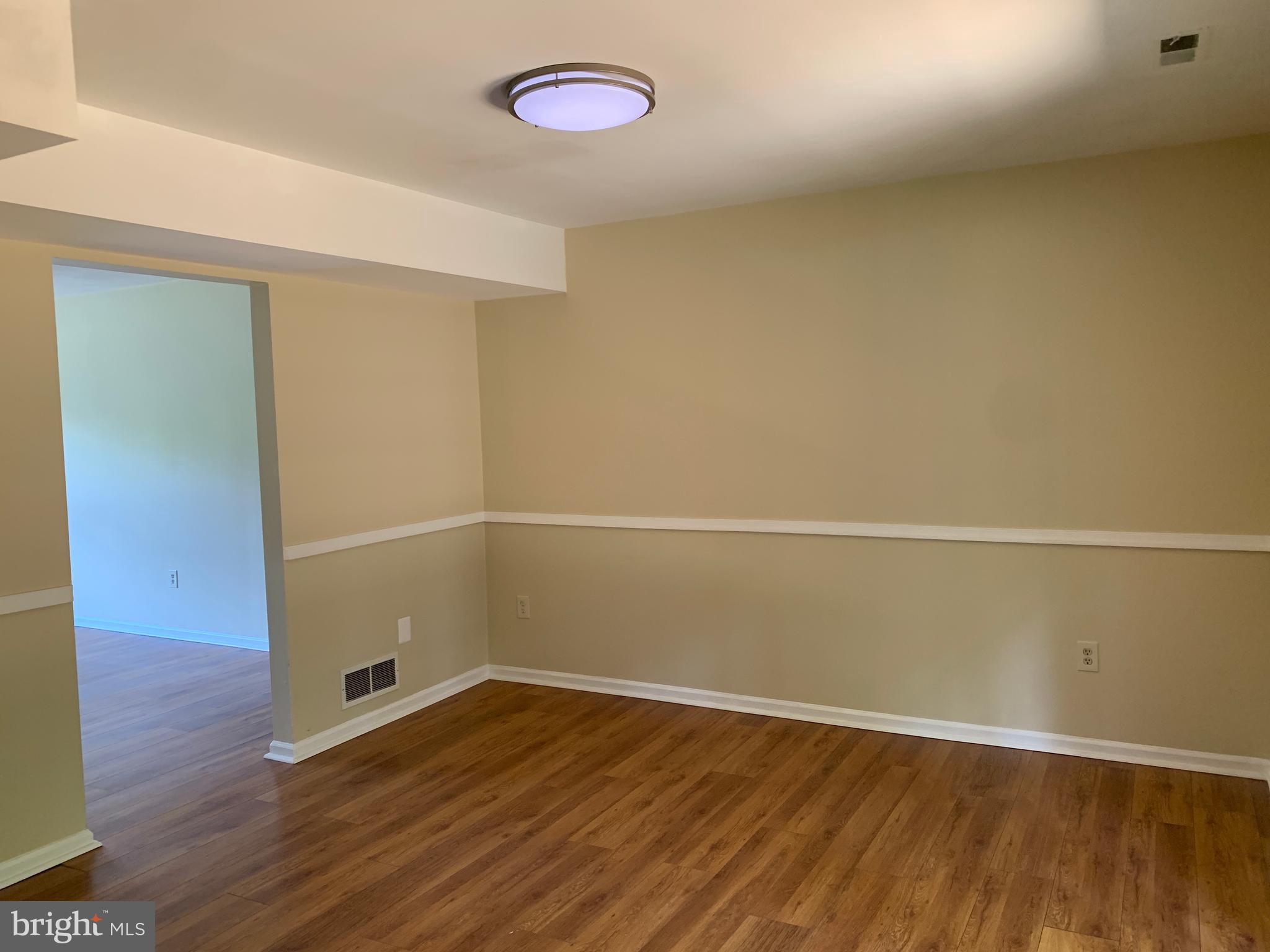 000 - Residential Lease