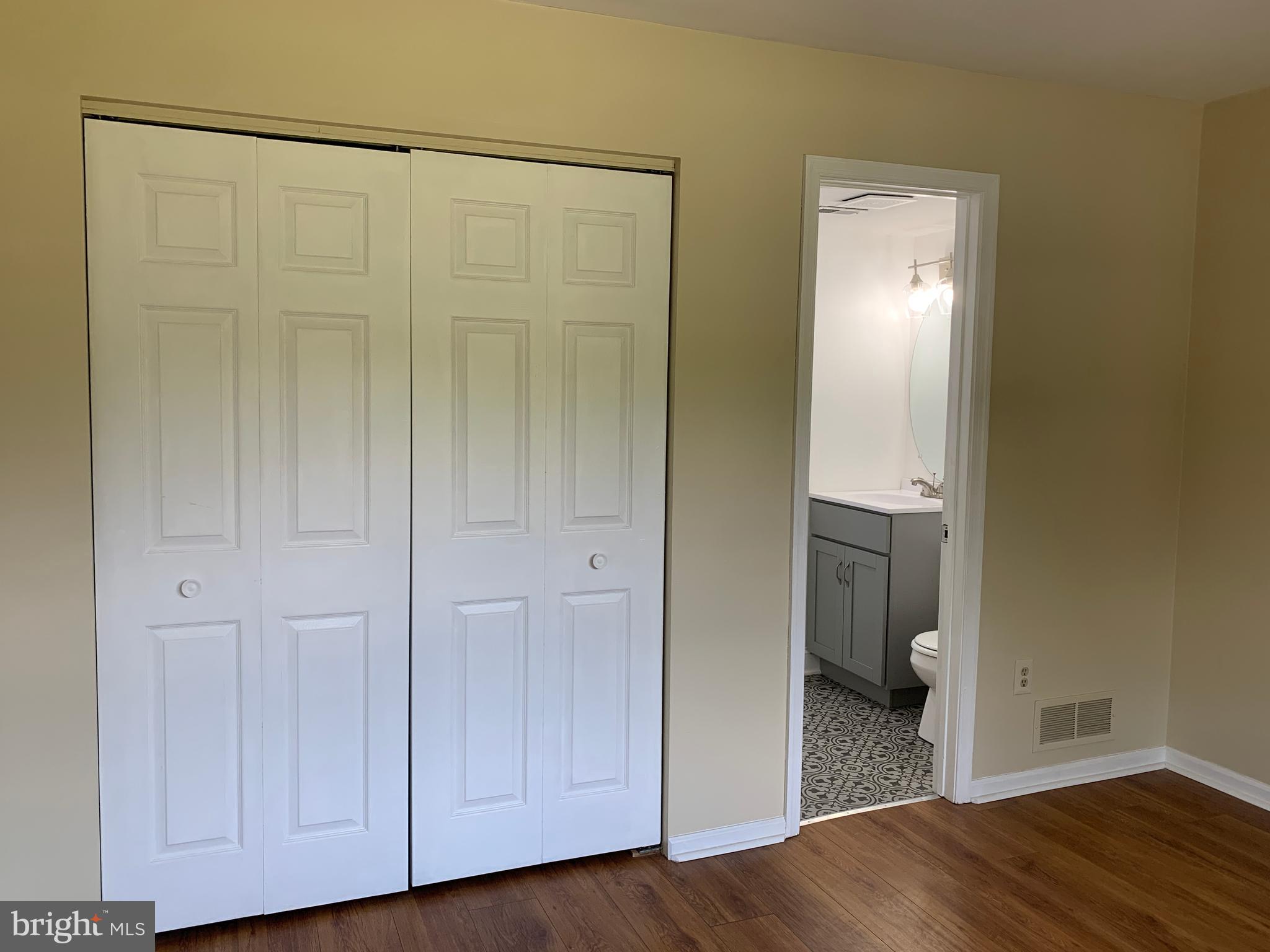 000 - Residential Lease