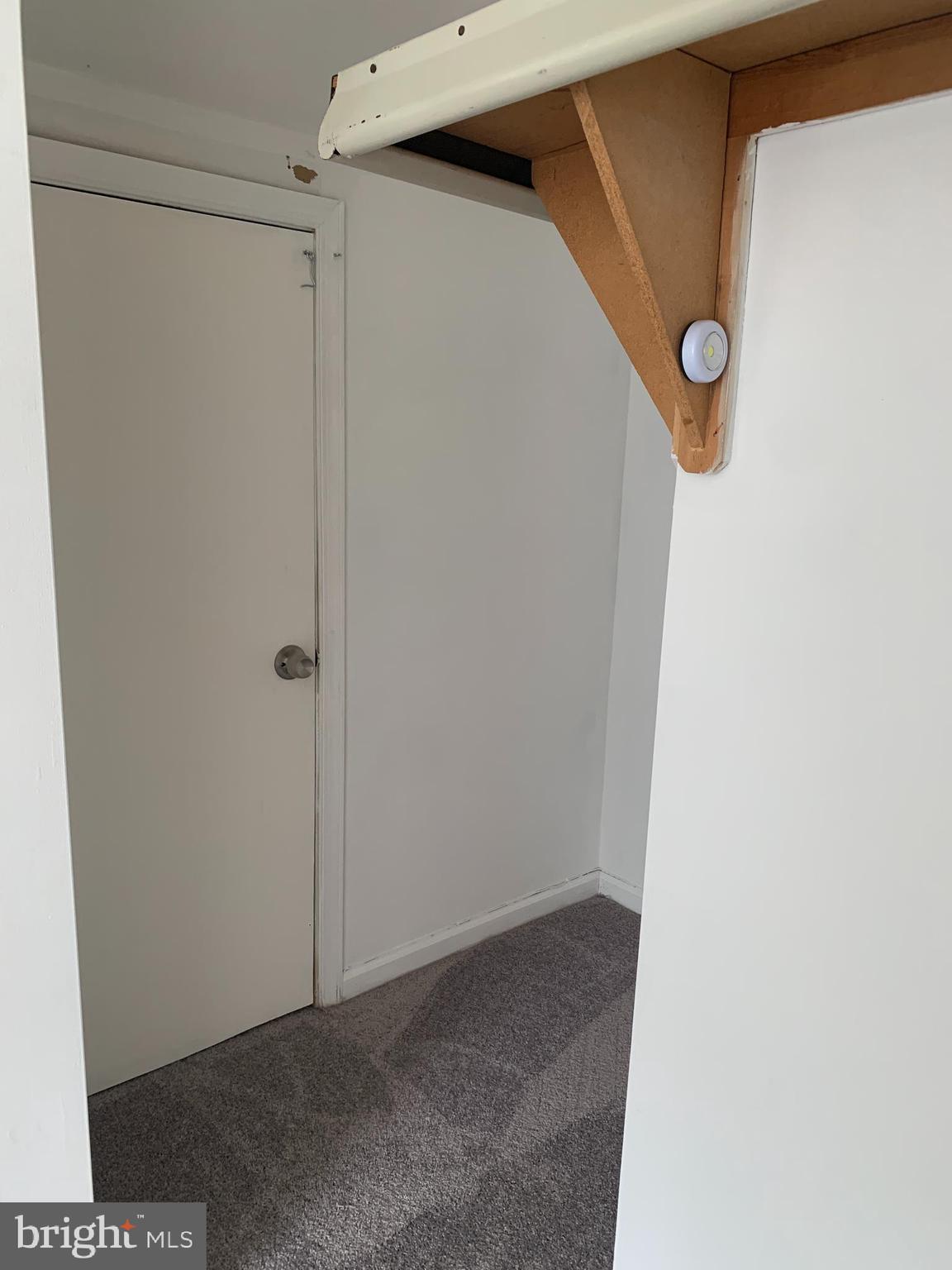 000 - Residential Lease