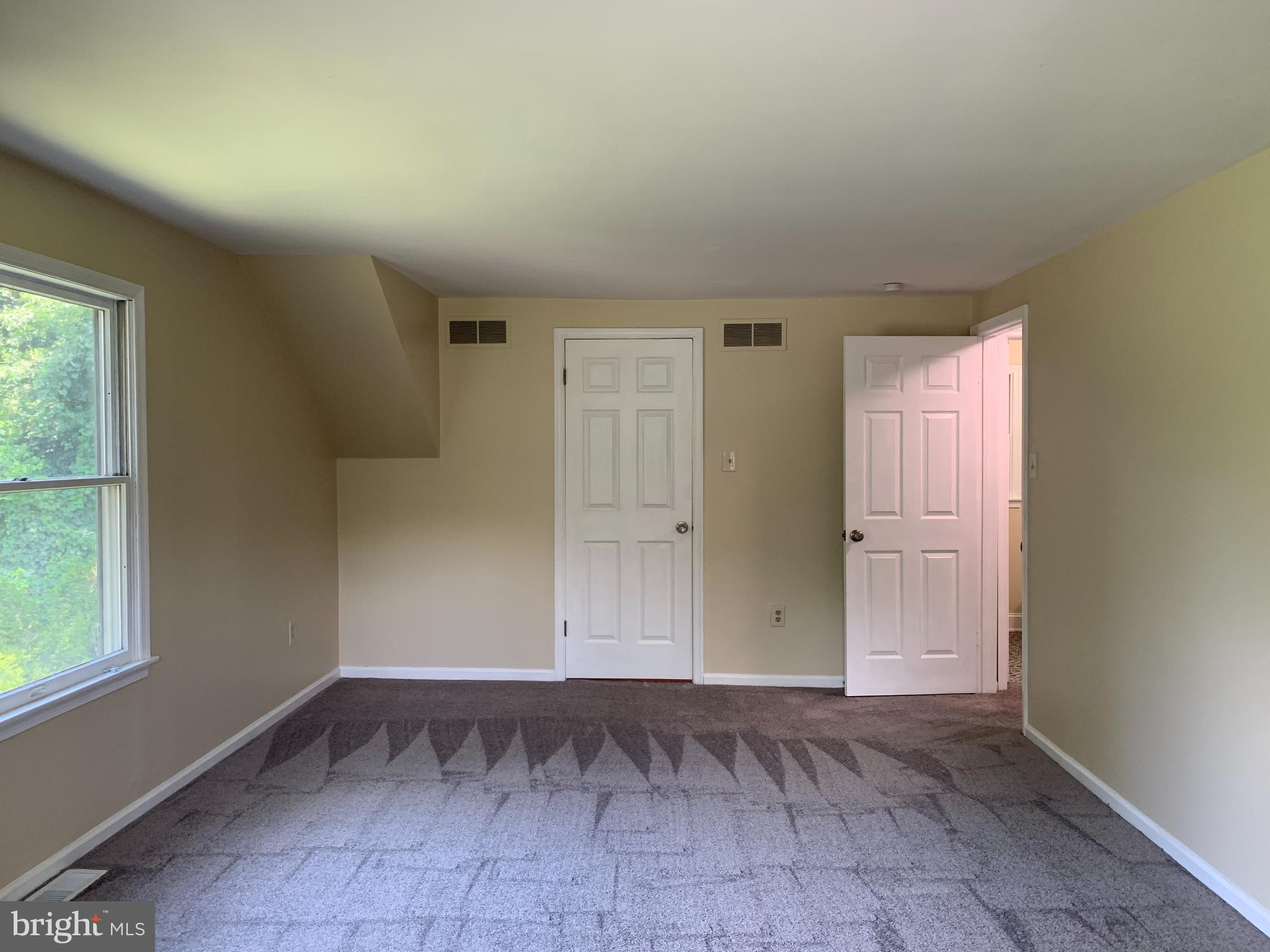 000 - Residential Lease