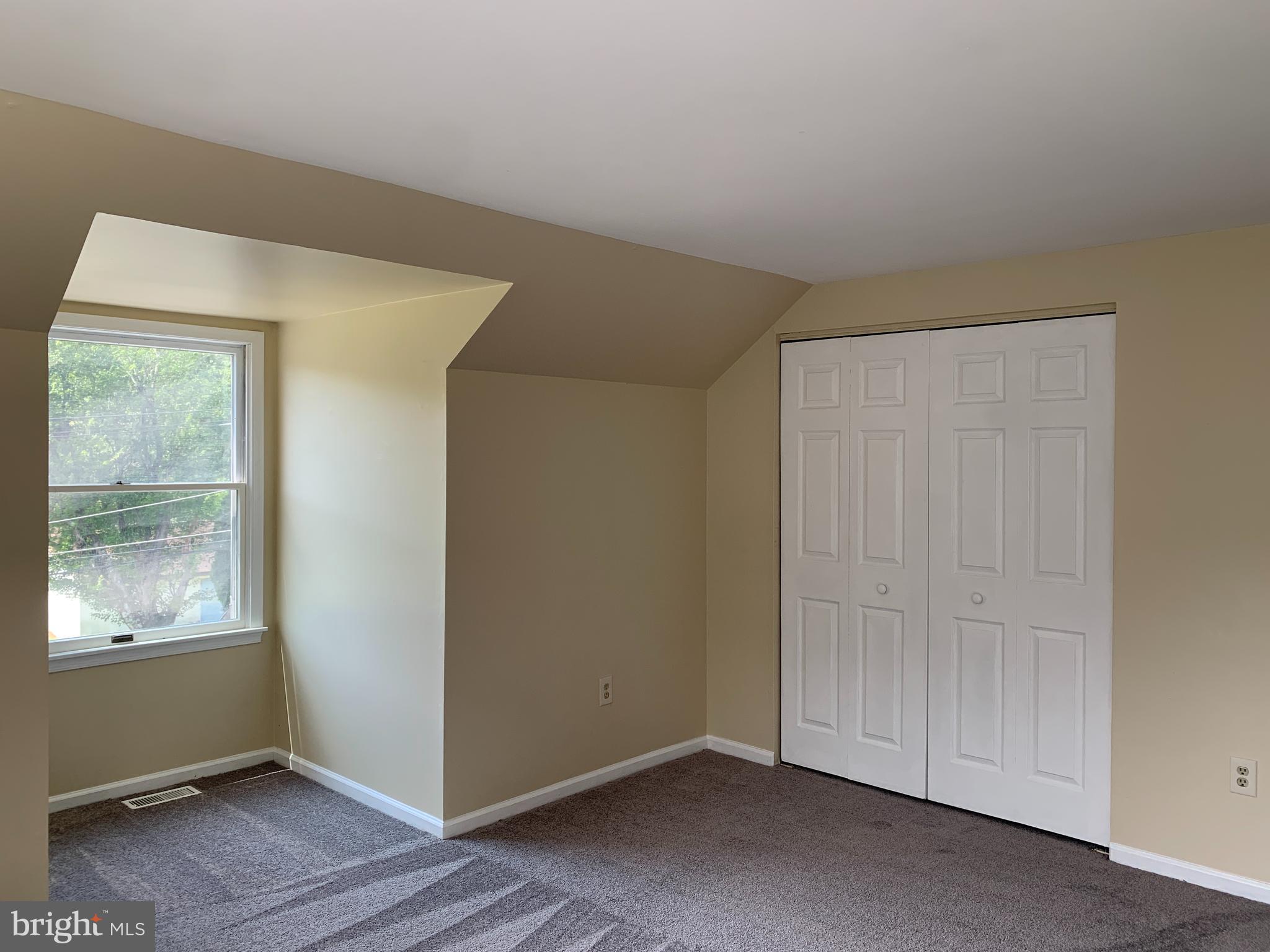 000 - Residential Lease