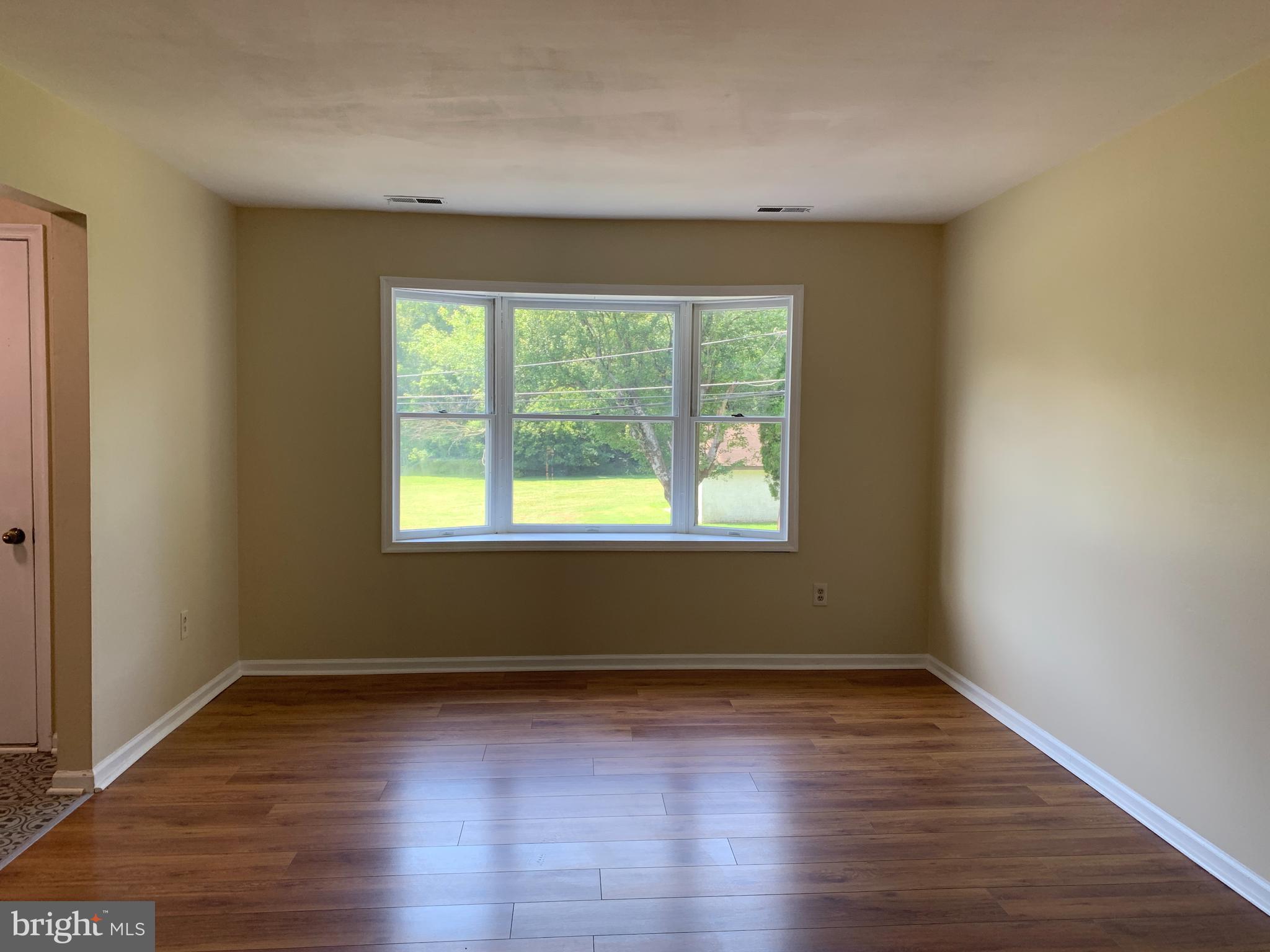 000 - Residential Lease