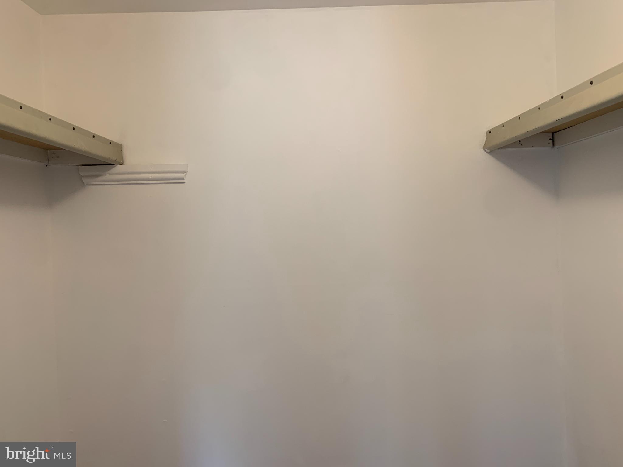 000 - Residential Lease