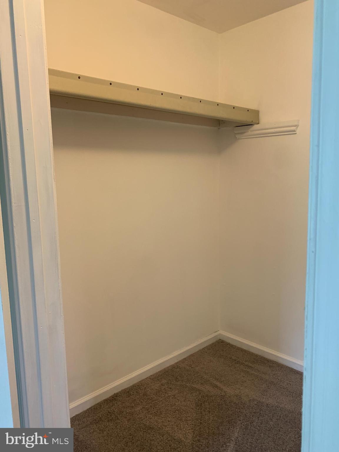 000 - Residential Lease