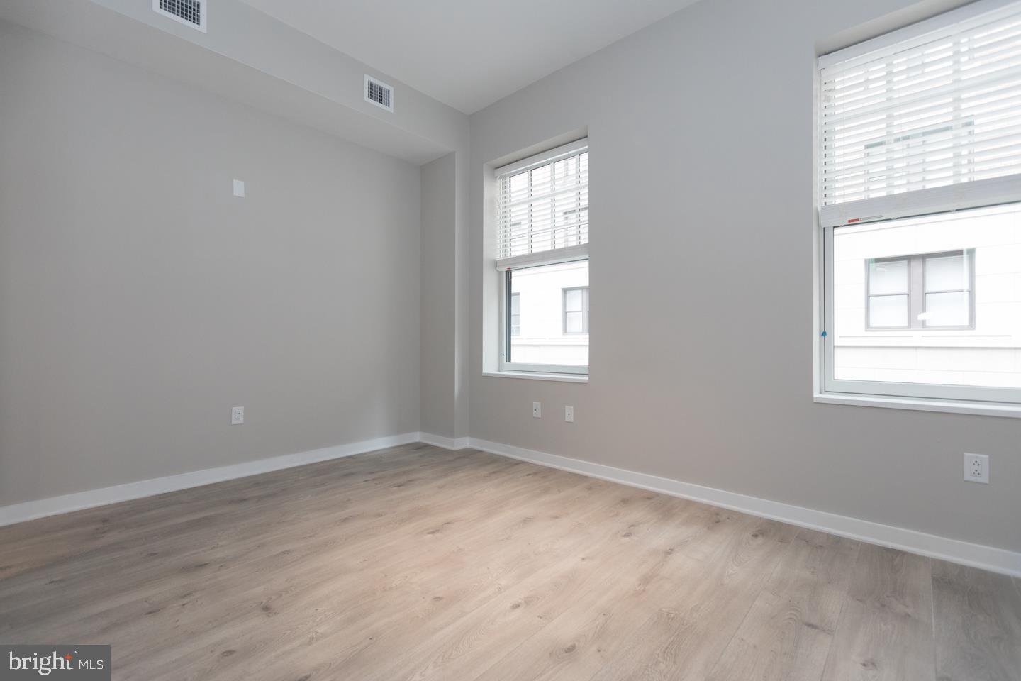 CENTER CITY - Residential Lease