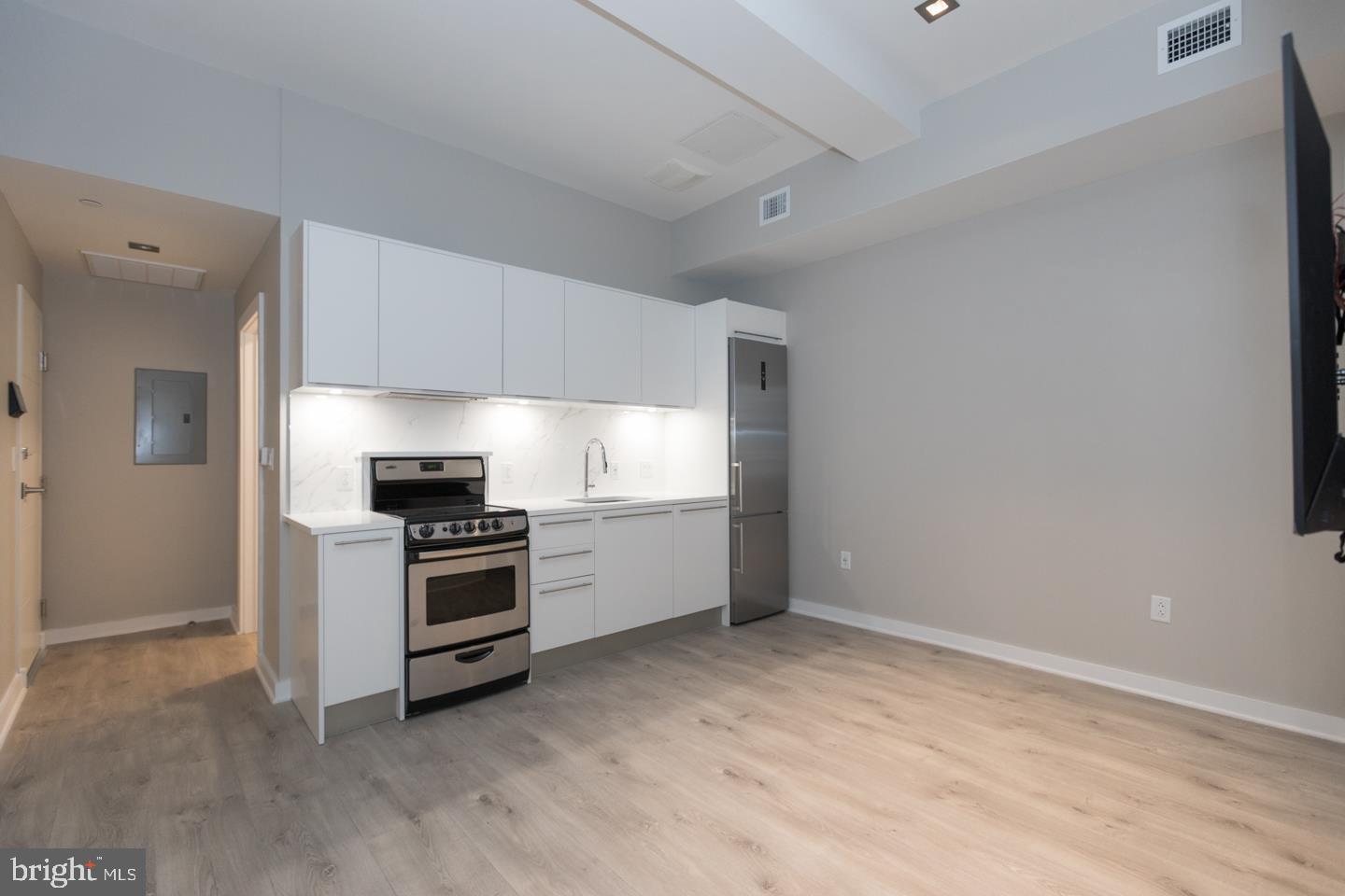 CENTER CITY - Residential Lease