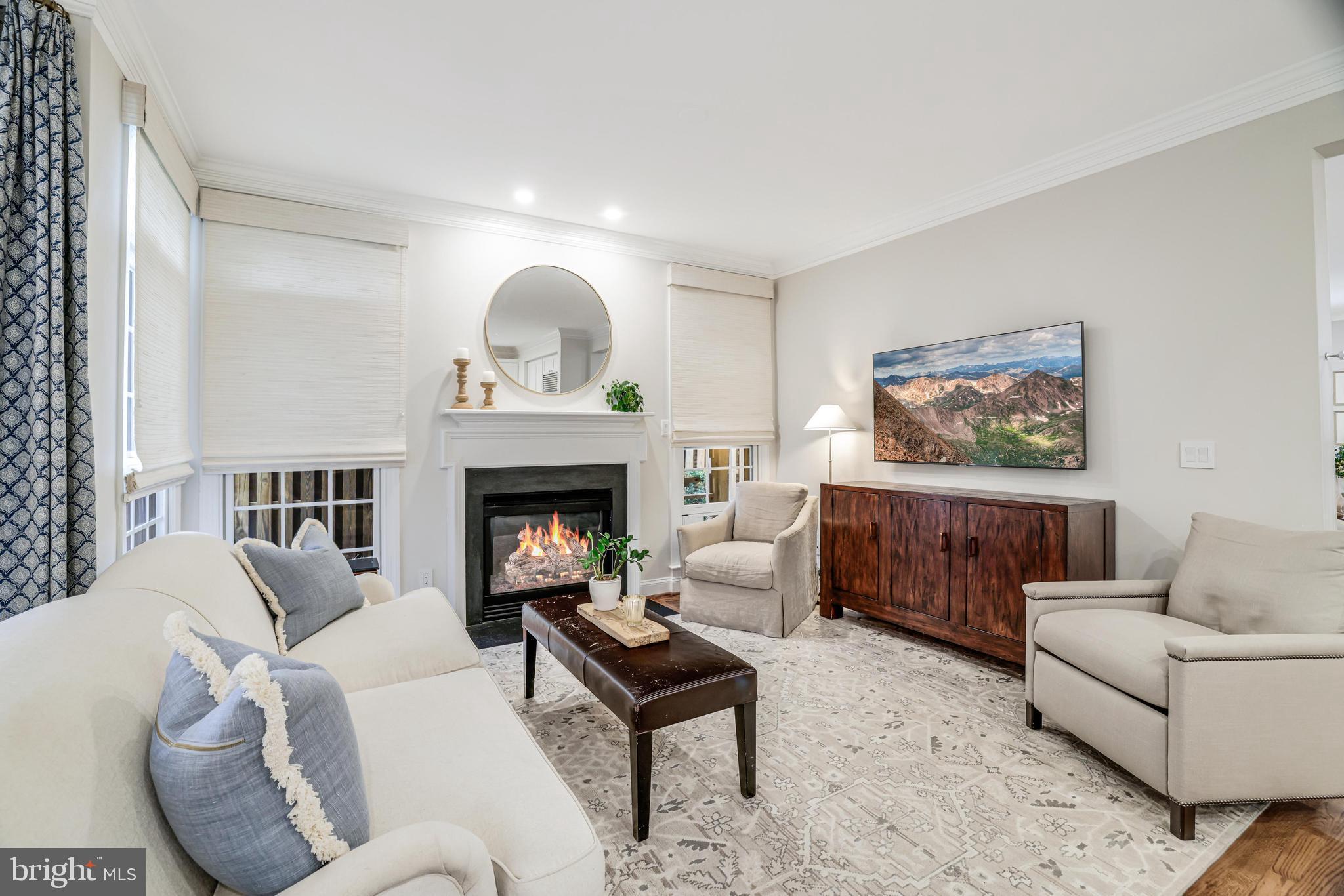 WEST MC LEAN - Residential