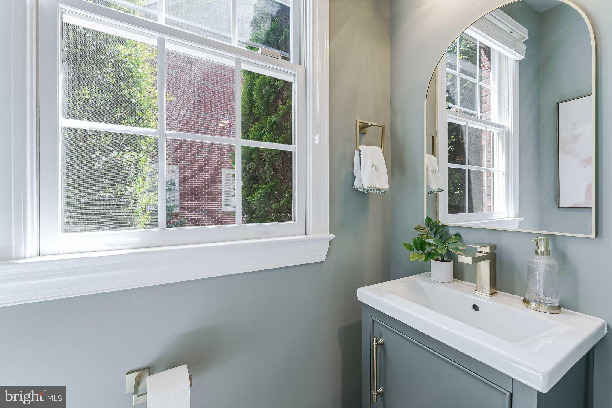 WEST MC LEAN - Residential