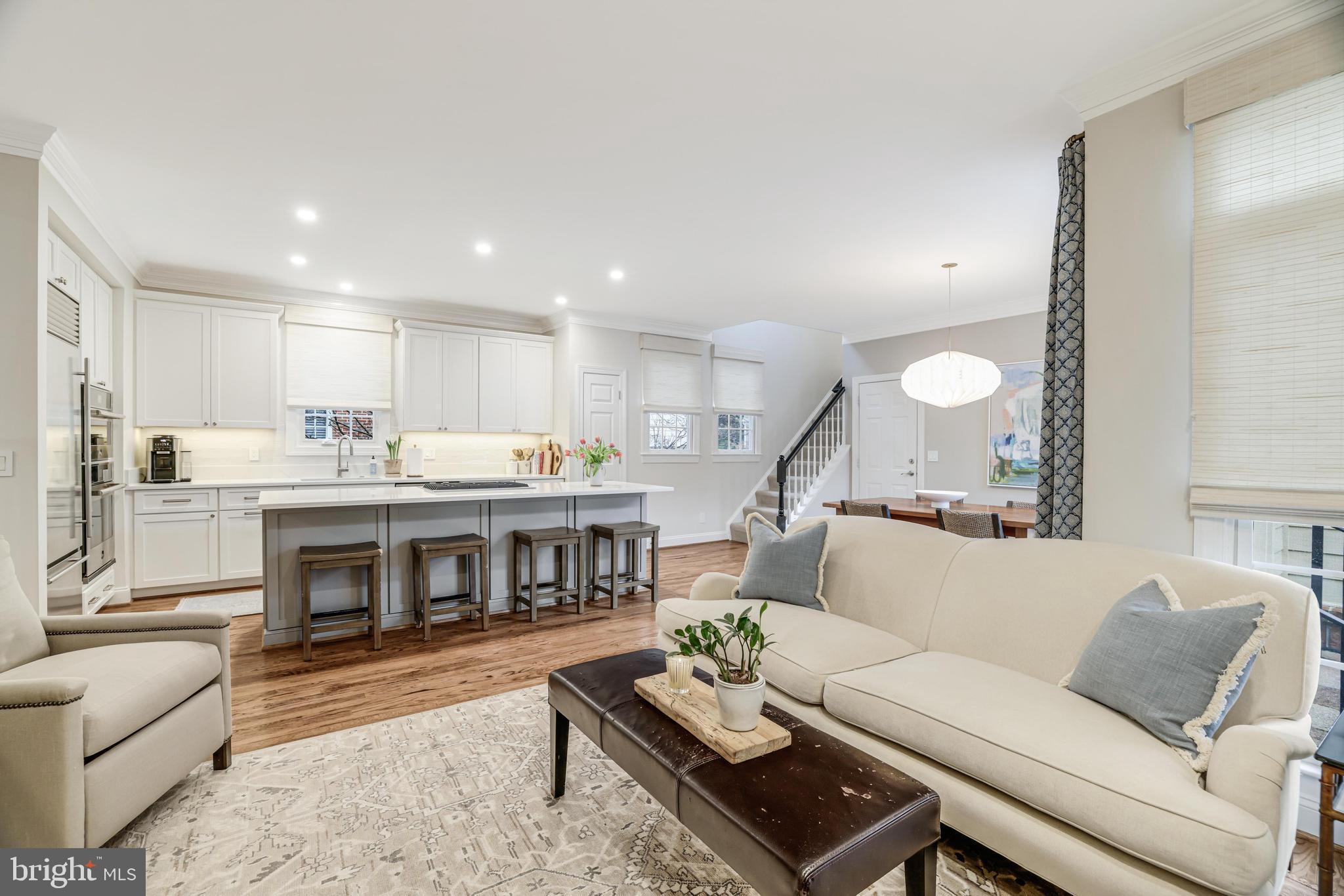 WEST MC LEAN - Residential