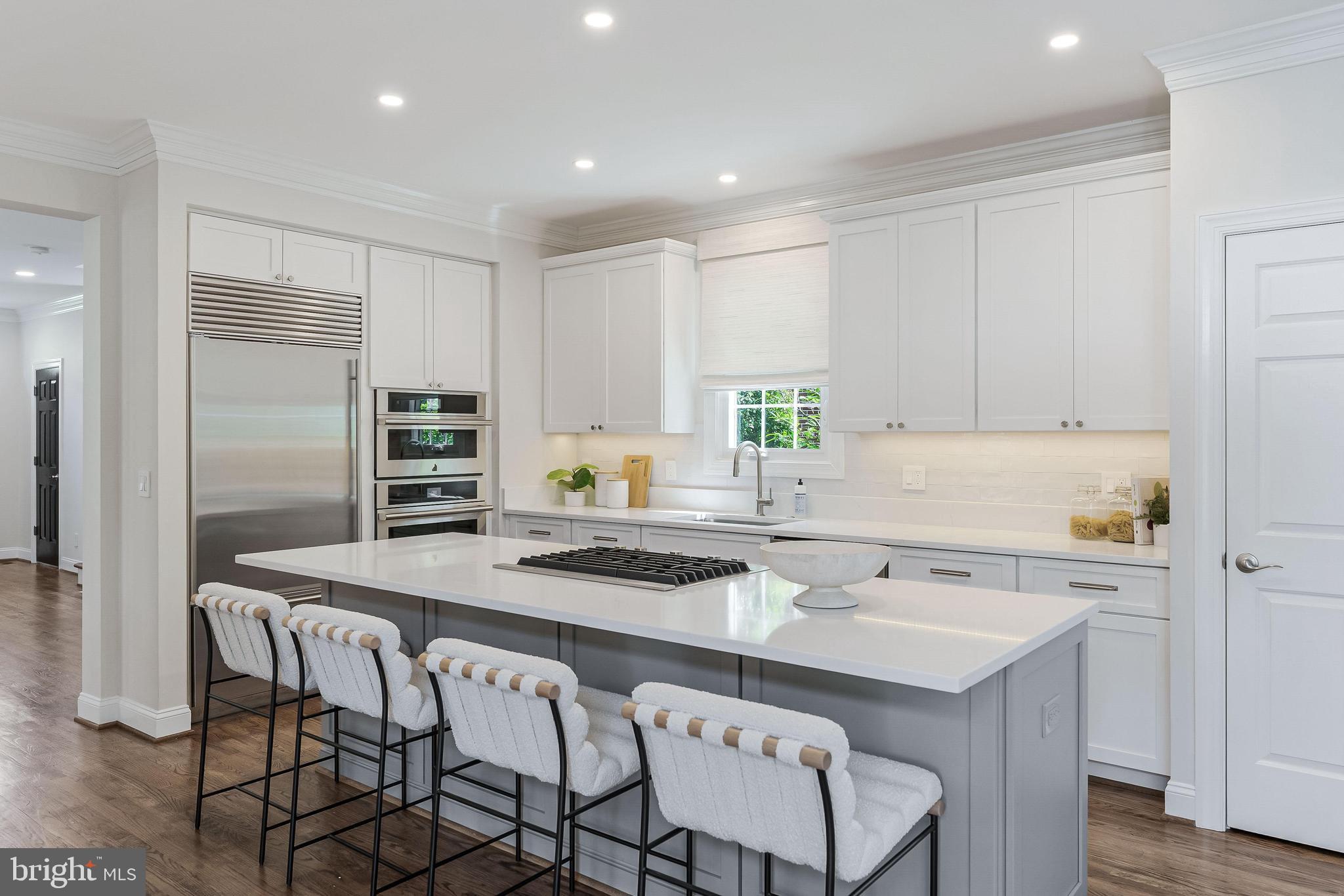 WEST MC LEAN - Residential