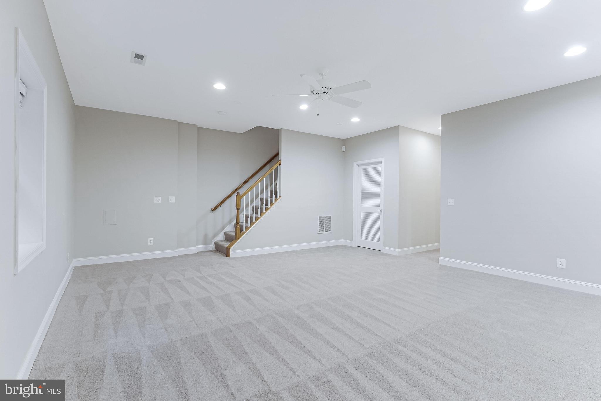 WEST MC LEAN - Residential