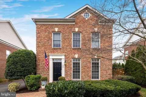 1448 INGLESIDE AVENUE MCLEAN VA 22101