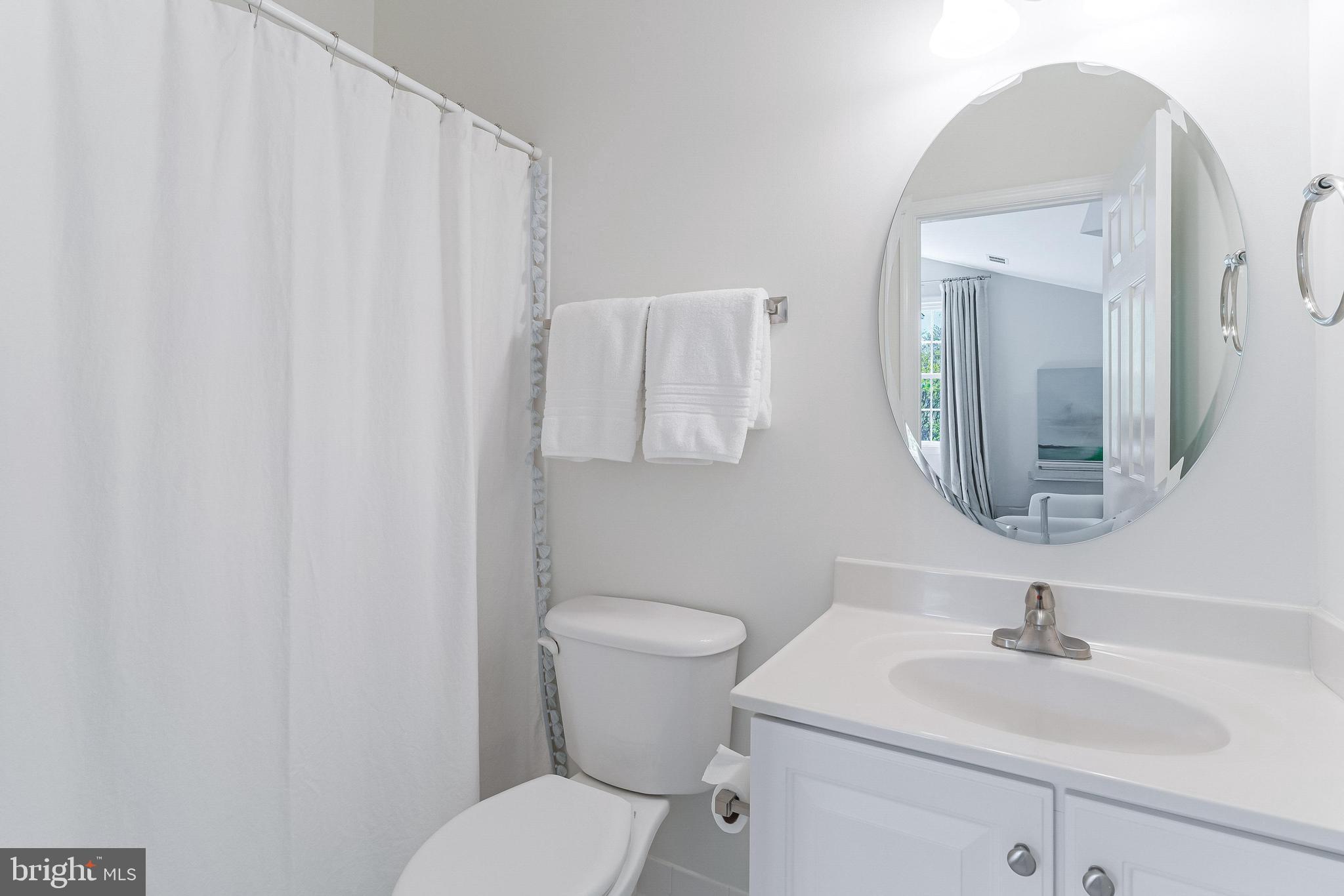 WEST MC LEAN - Residential