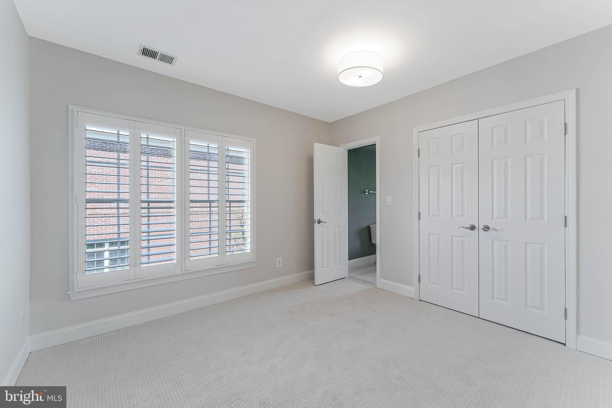 WEST MC LEAN - Residential