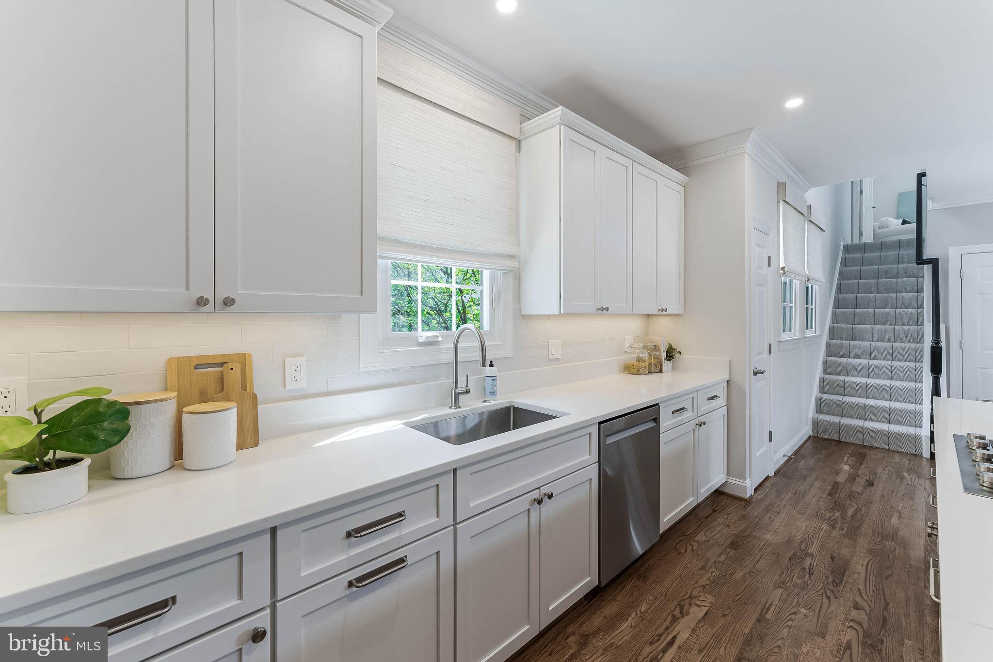 WEST MC LEAN - Residential