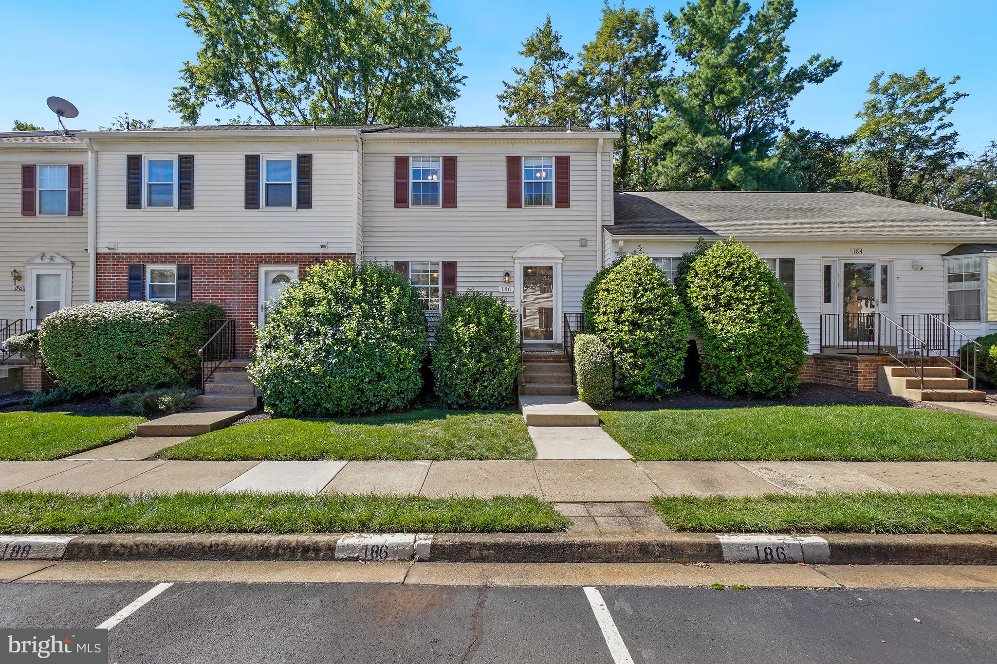 186 FAIRFIELD DRIVE