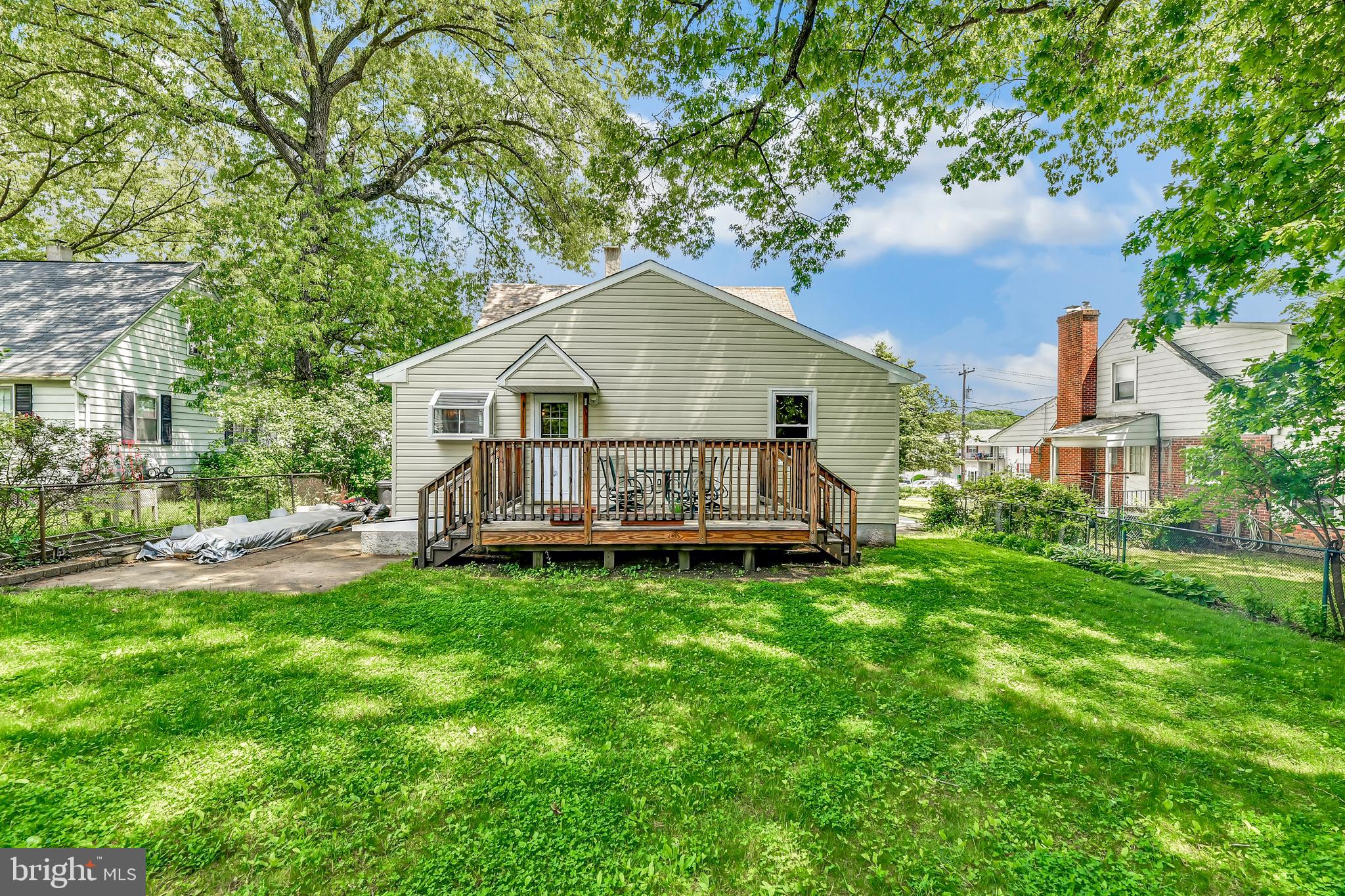 HILLENDALE PARK - Residential