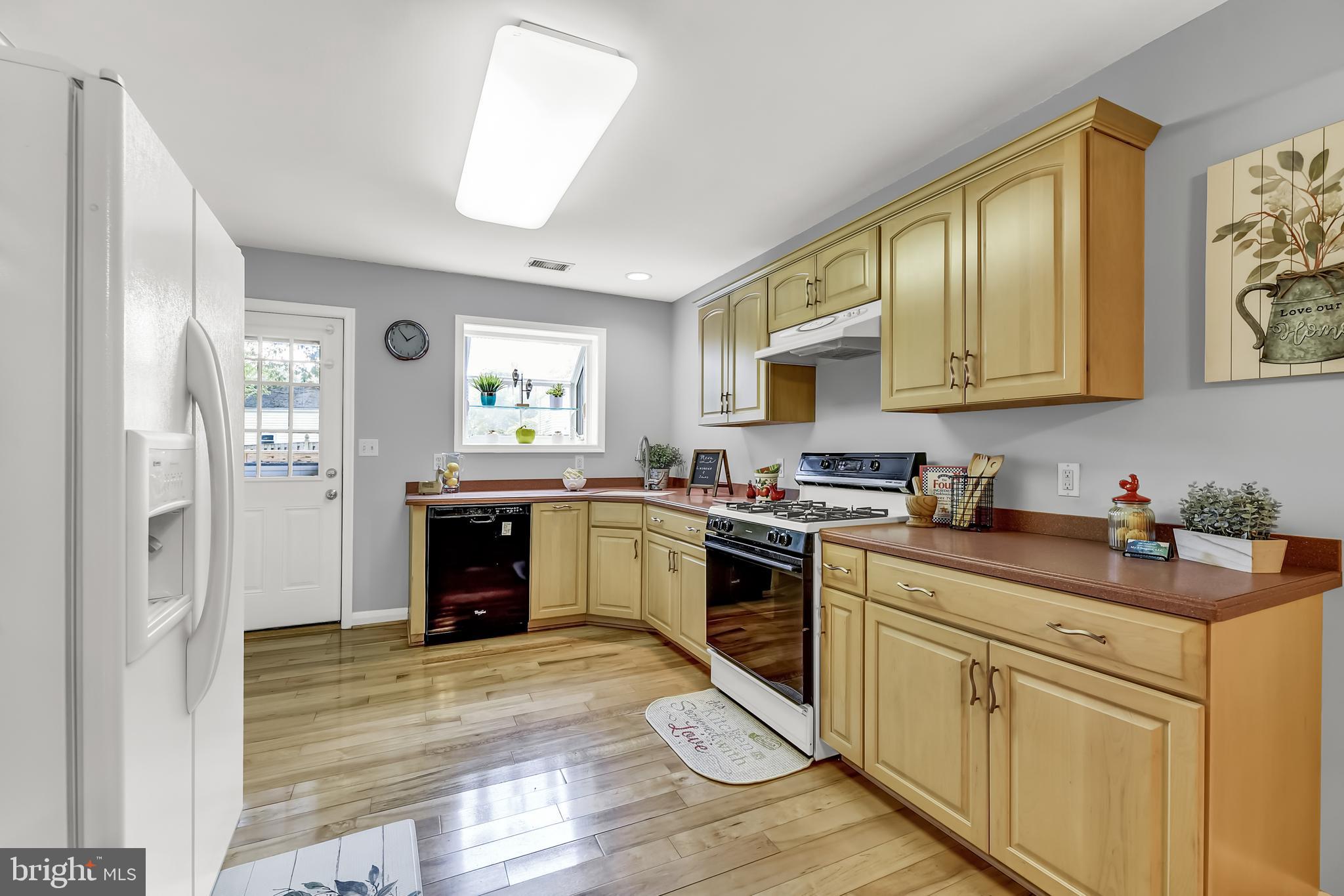 HILLENDALE PARK - Residential