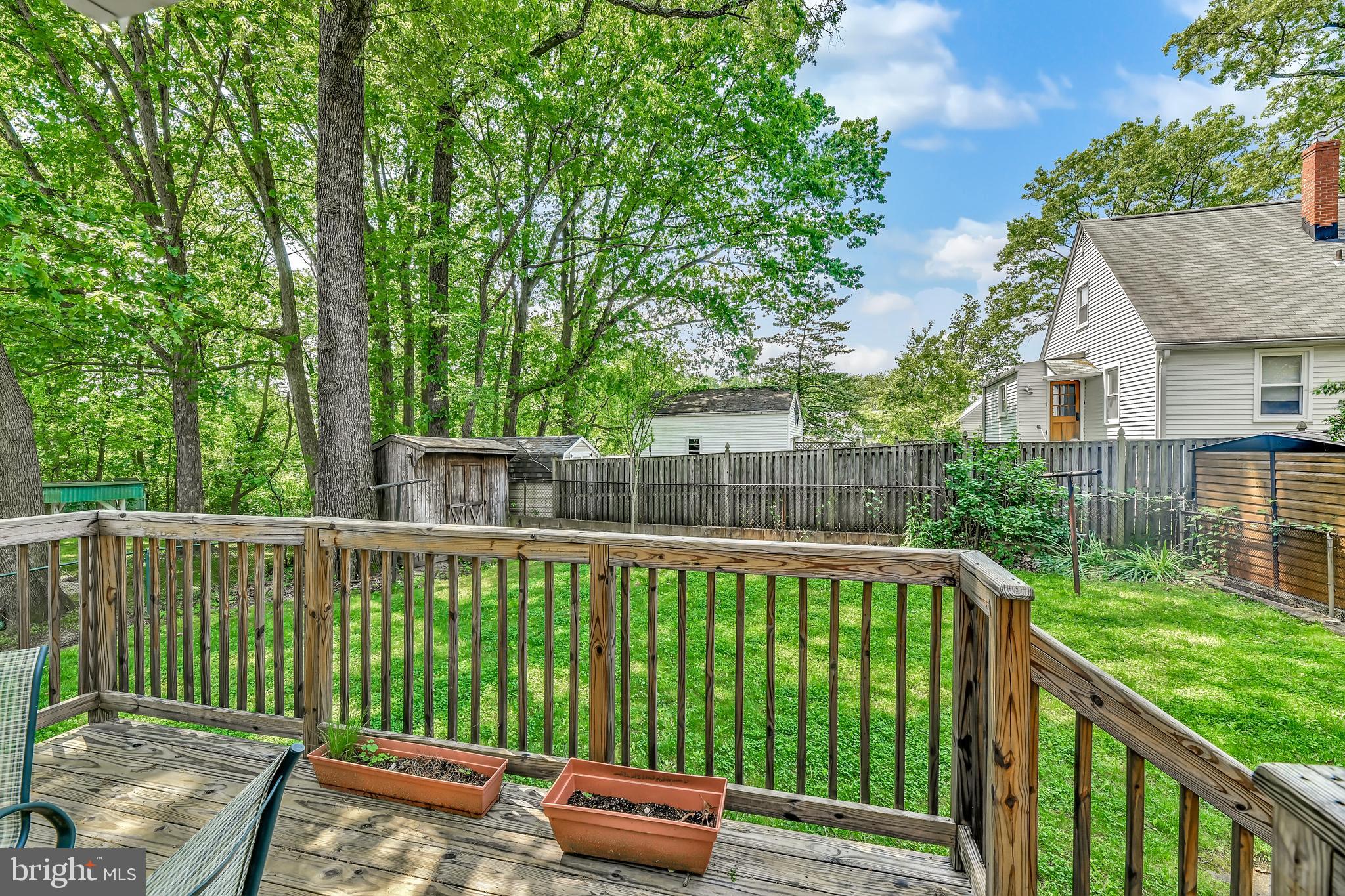 HILLENDALE PARK - Residential