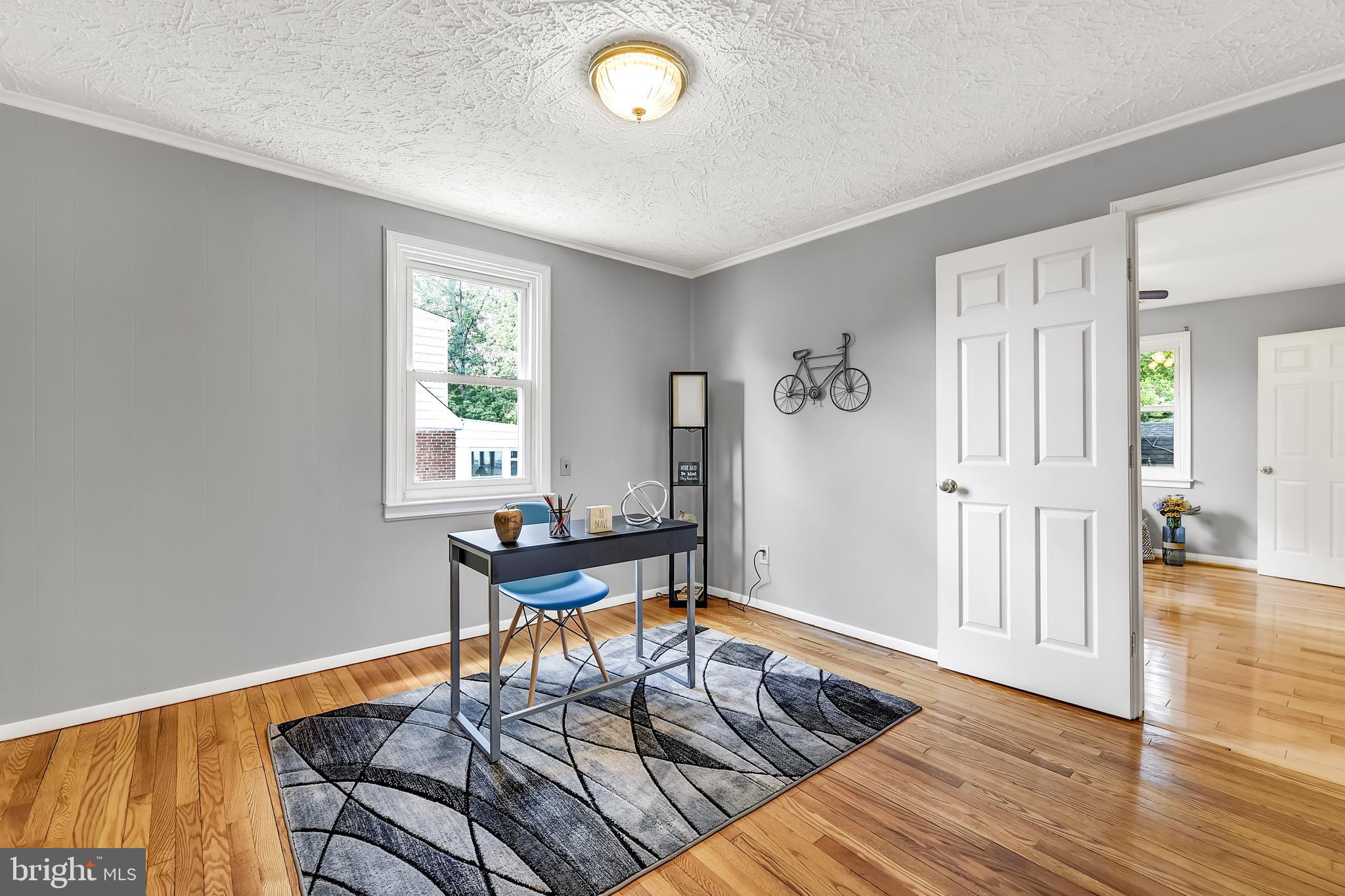 HILLENDALE PARK - Residential