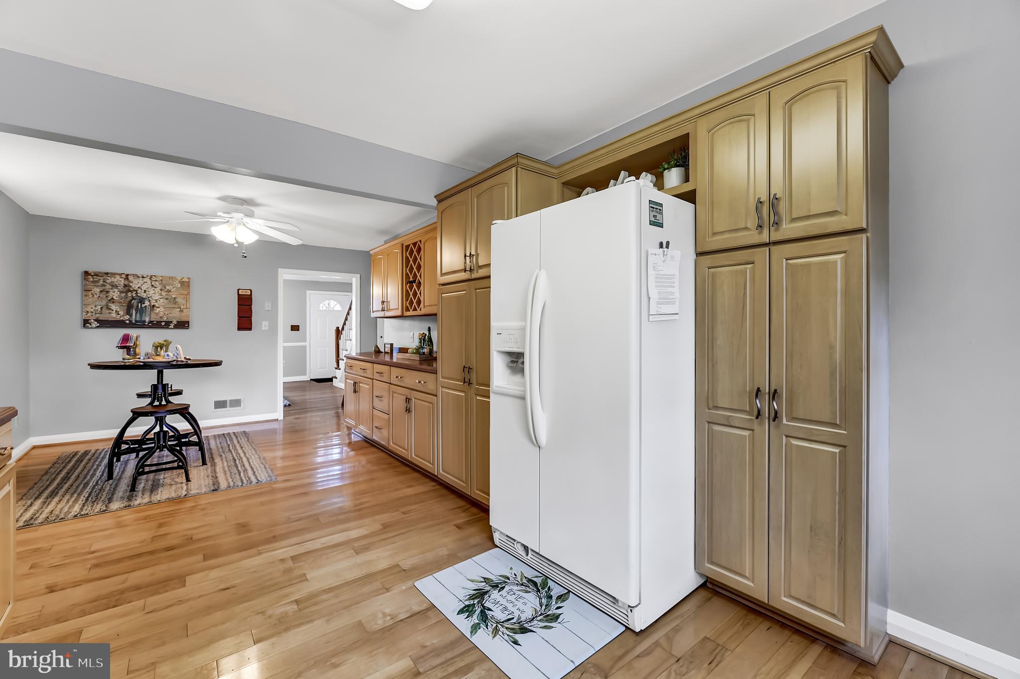 HILLENDALE PARK - Residential