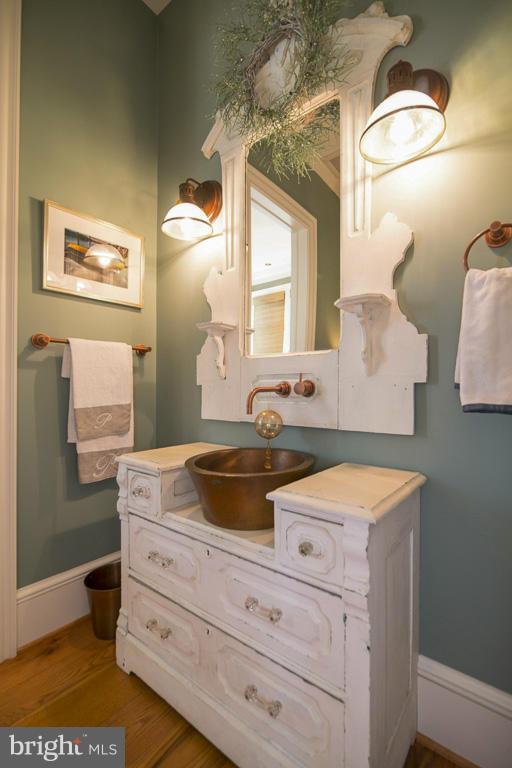 BACK BAY BEACH - Residential