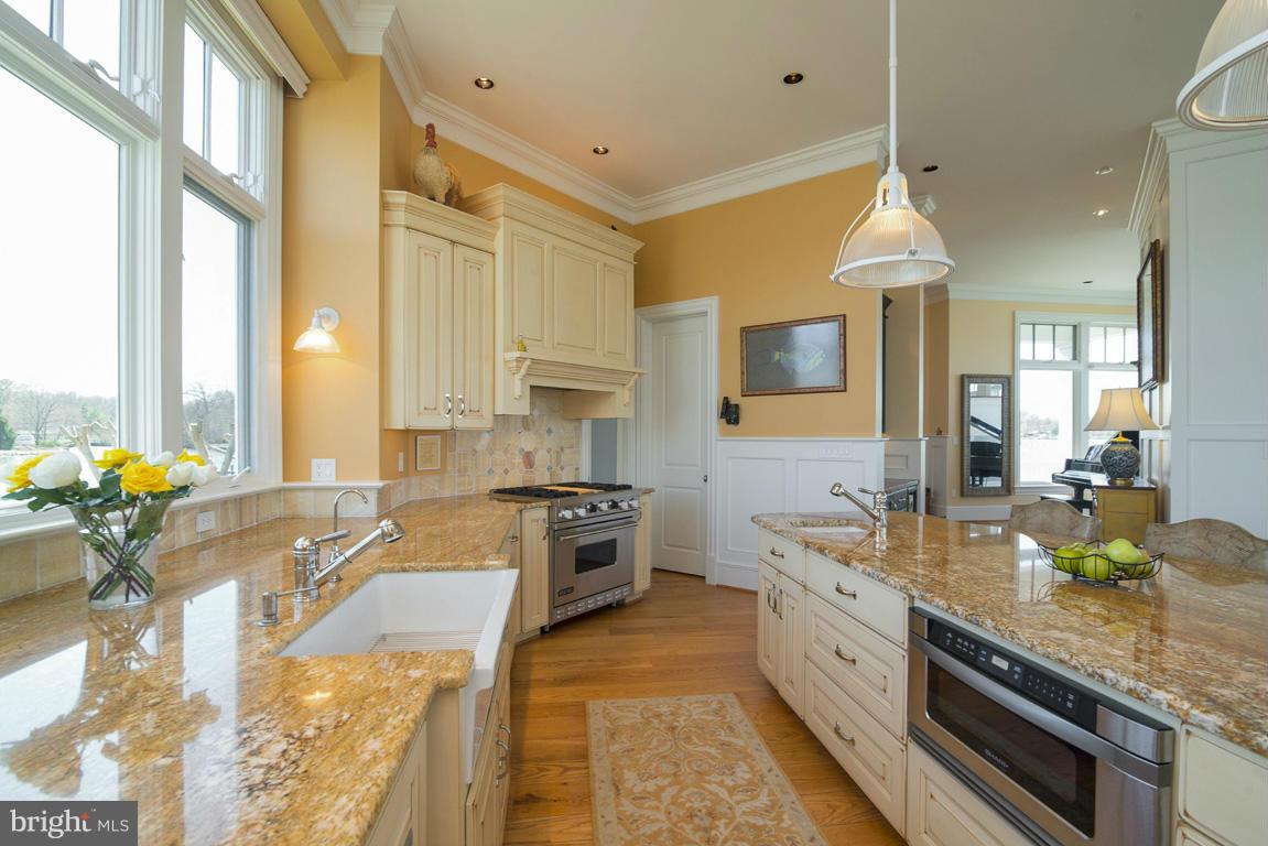 BACK BAY BEACH - Residential