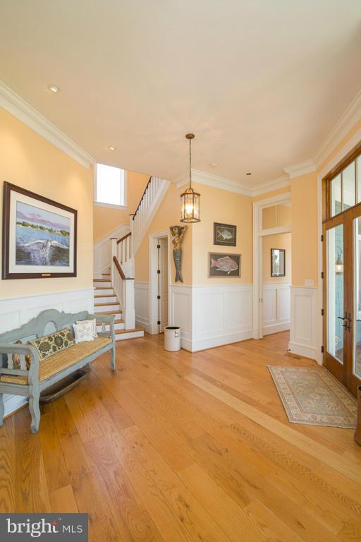 BACK BAY BEACH - Residential