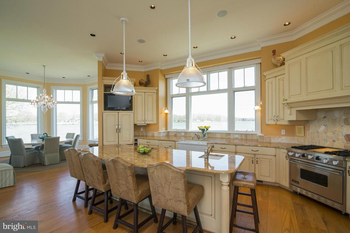 BACK BAY BEACH - Residential