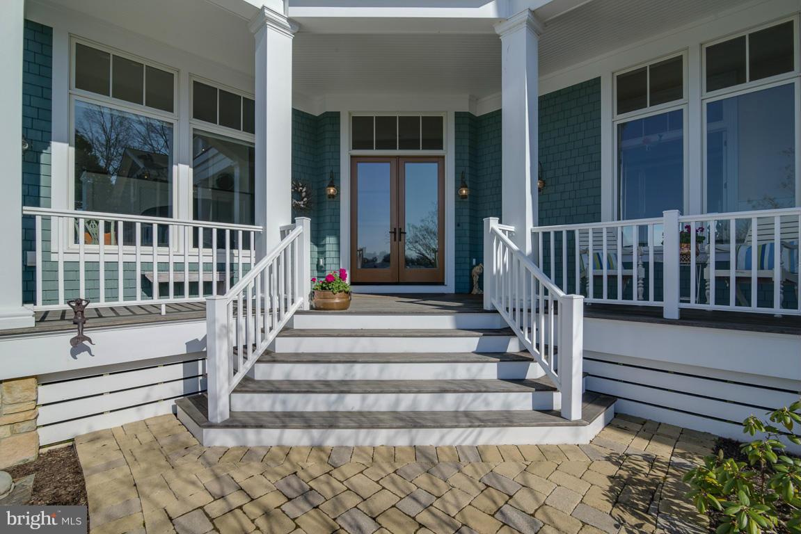 BACK BAY BEACH - Residential