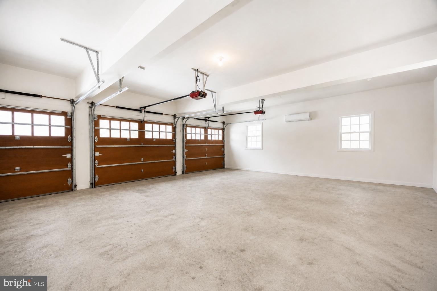 SAINT MATTHEWS WDS - Residential
