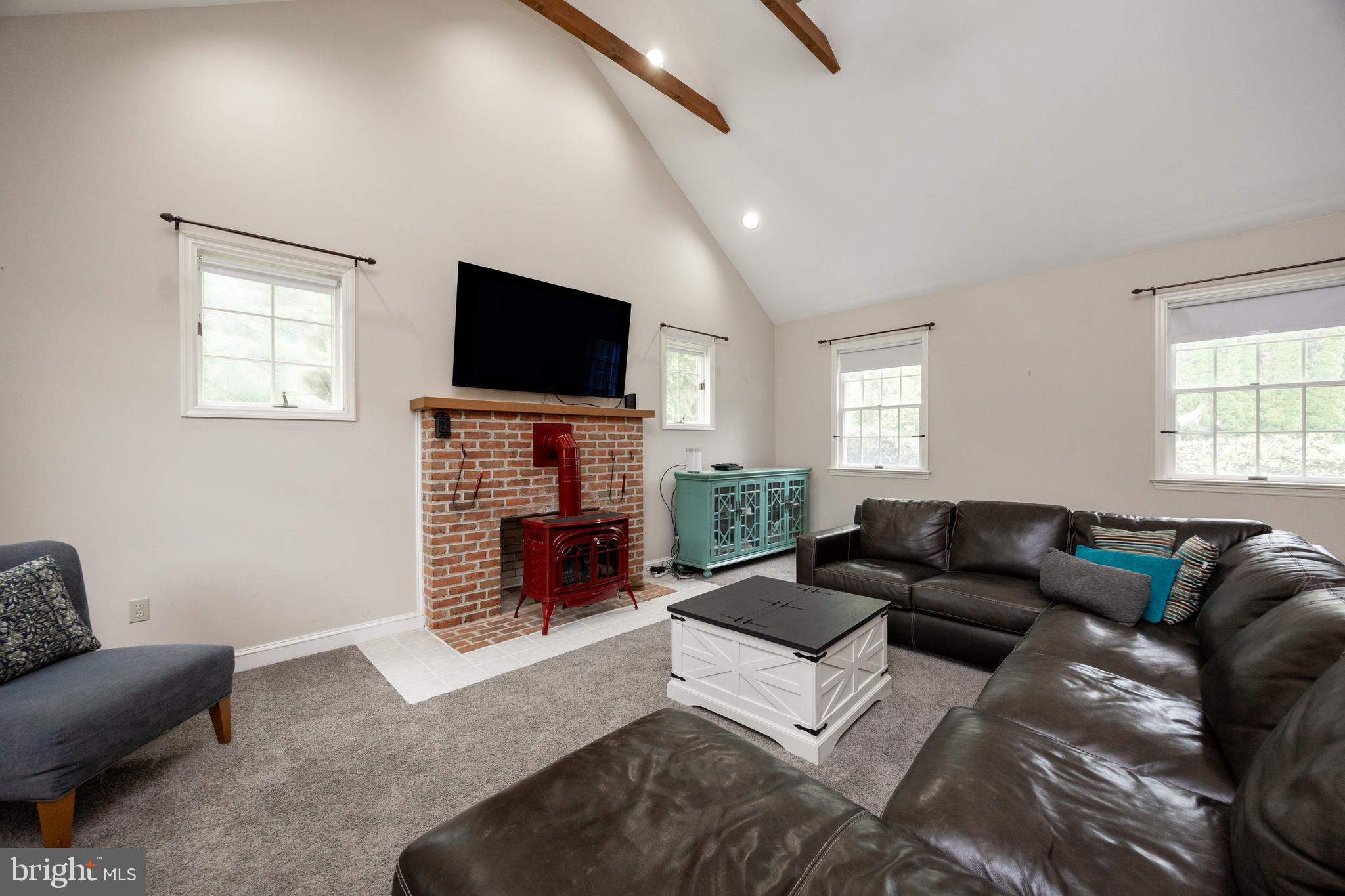 SAINT MATTHEWS WDS - Residential
