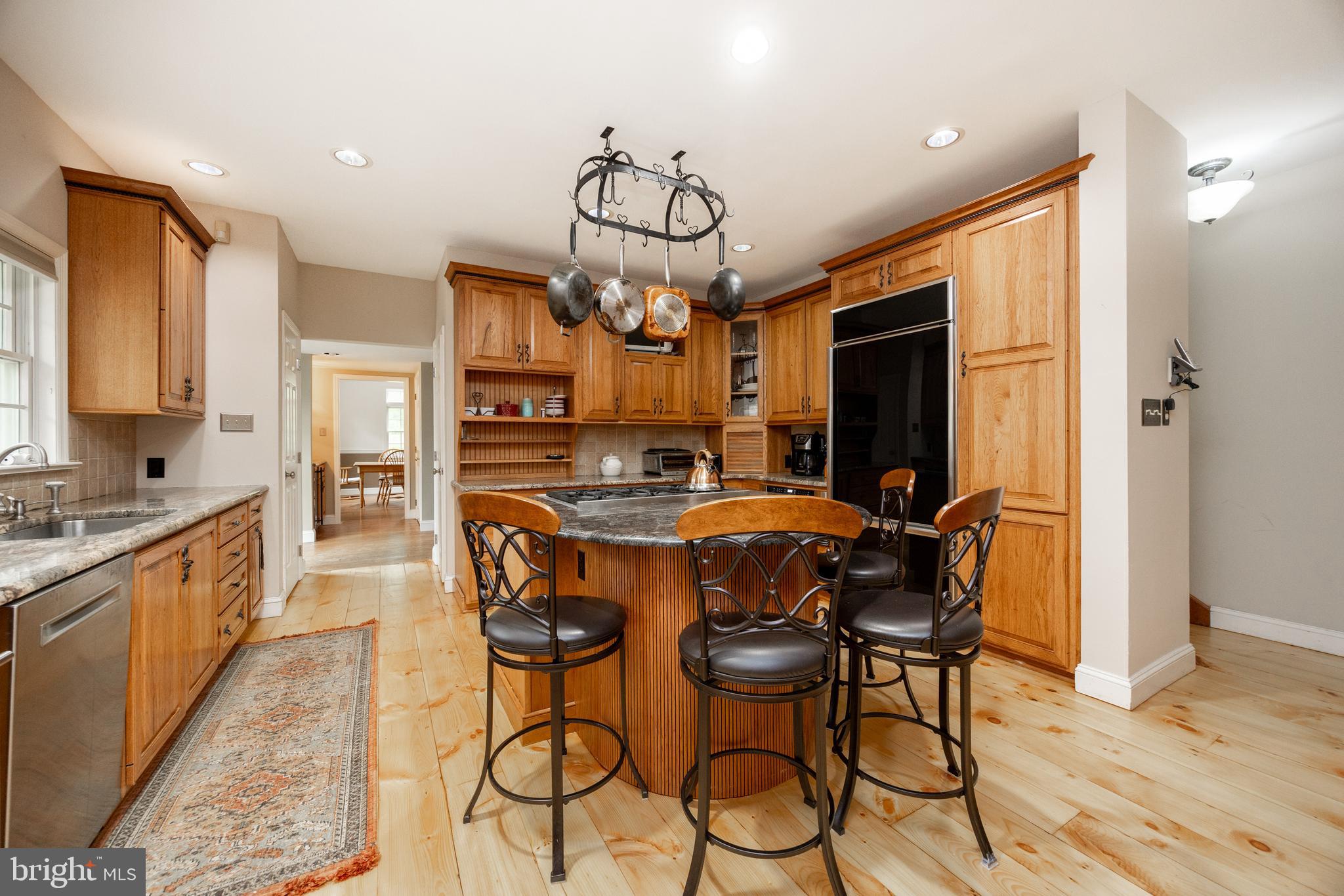 SAINT MATTHEWS WDS - Residential