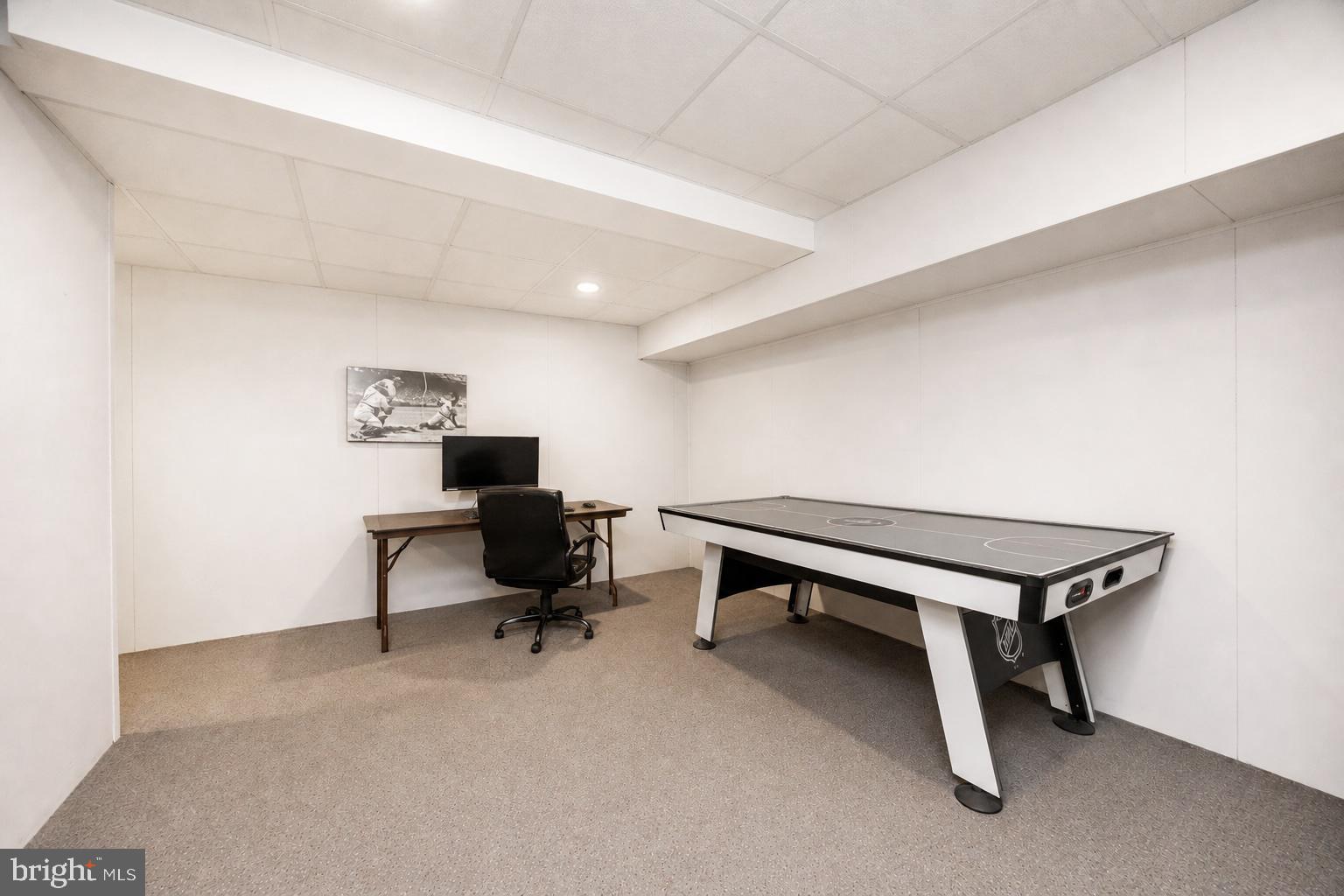 SAINT MATTHEWS WDS - Residential