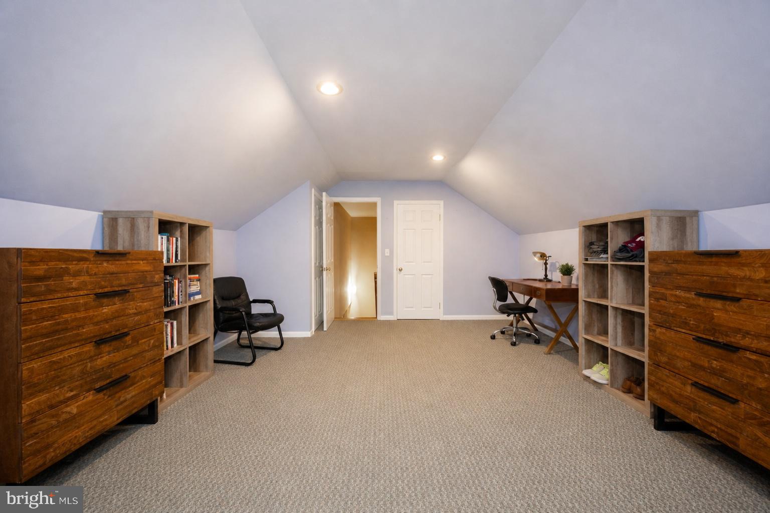 SAINT MATTHEWS WDS - Residential