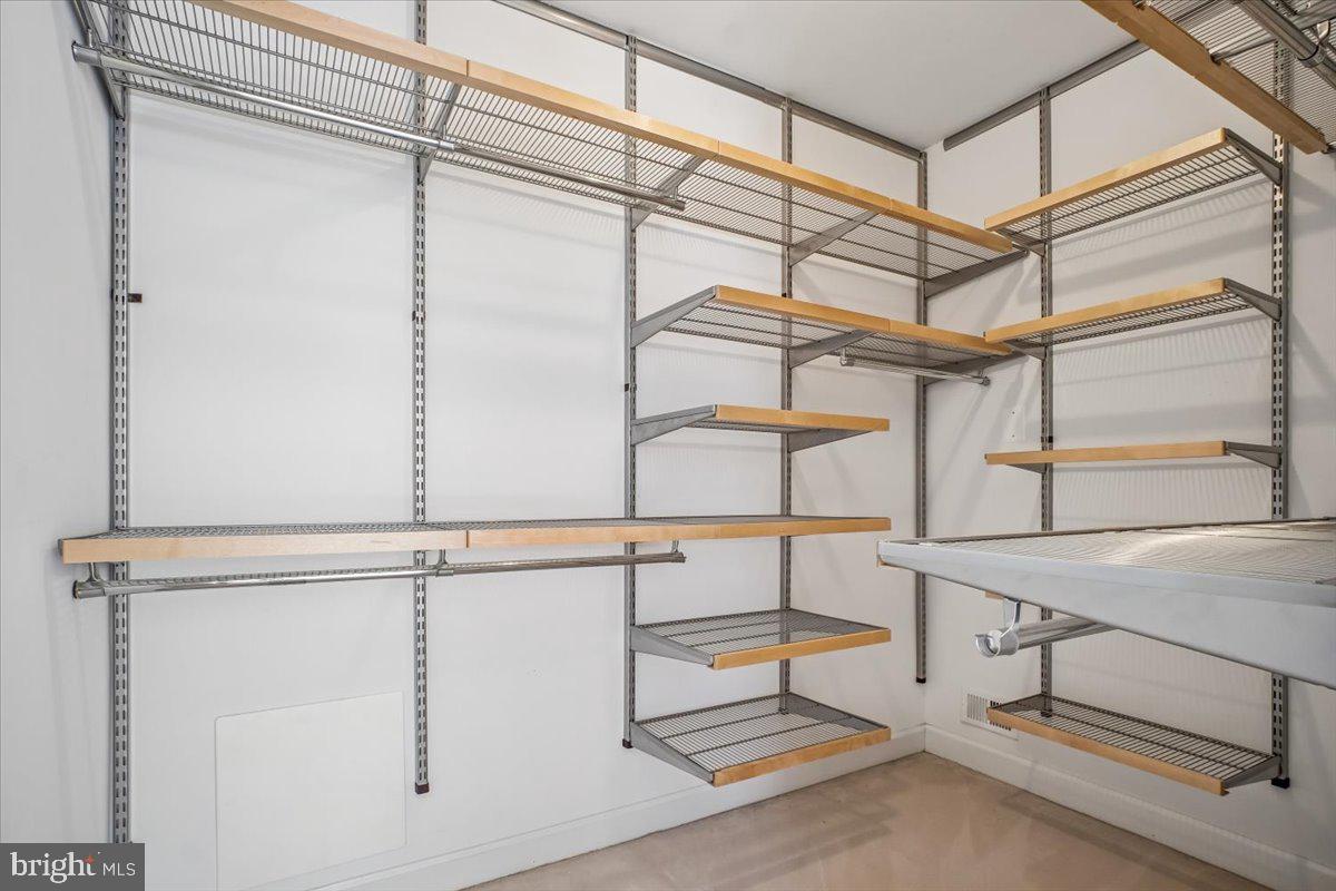 VIRGINIA RUN - Residential