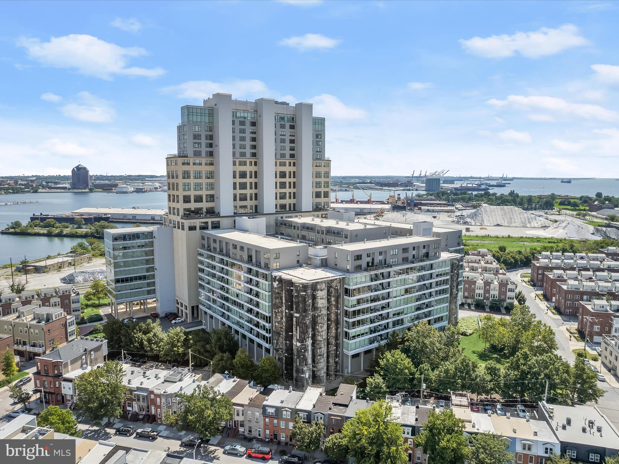 LOCUST POINT - Residential