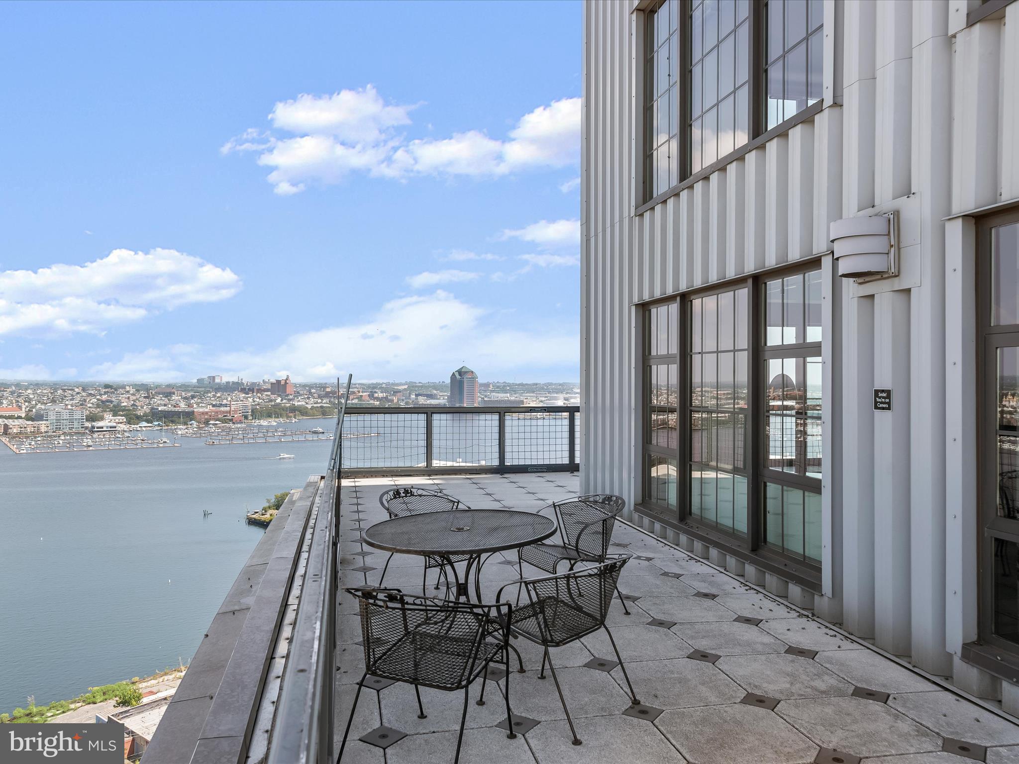LOCUST POINT - Residential