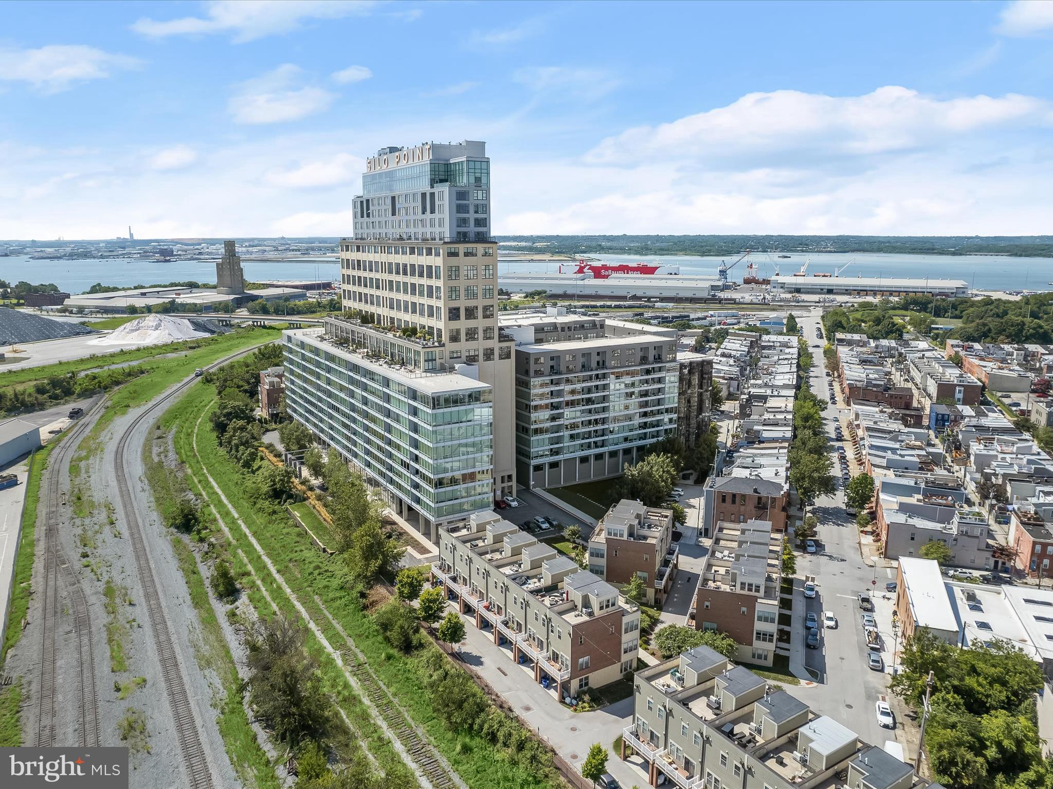 LOCUST POINT - Residential