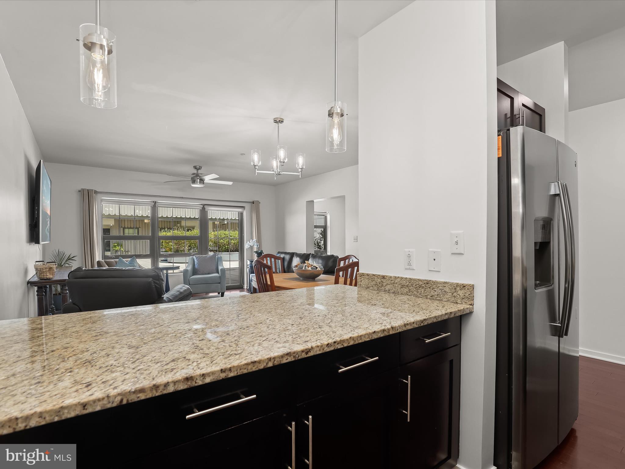 LOCUST POINT - Residential