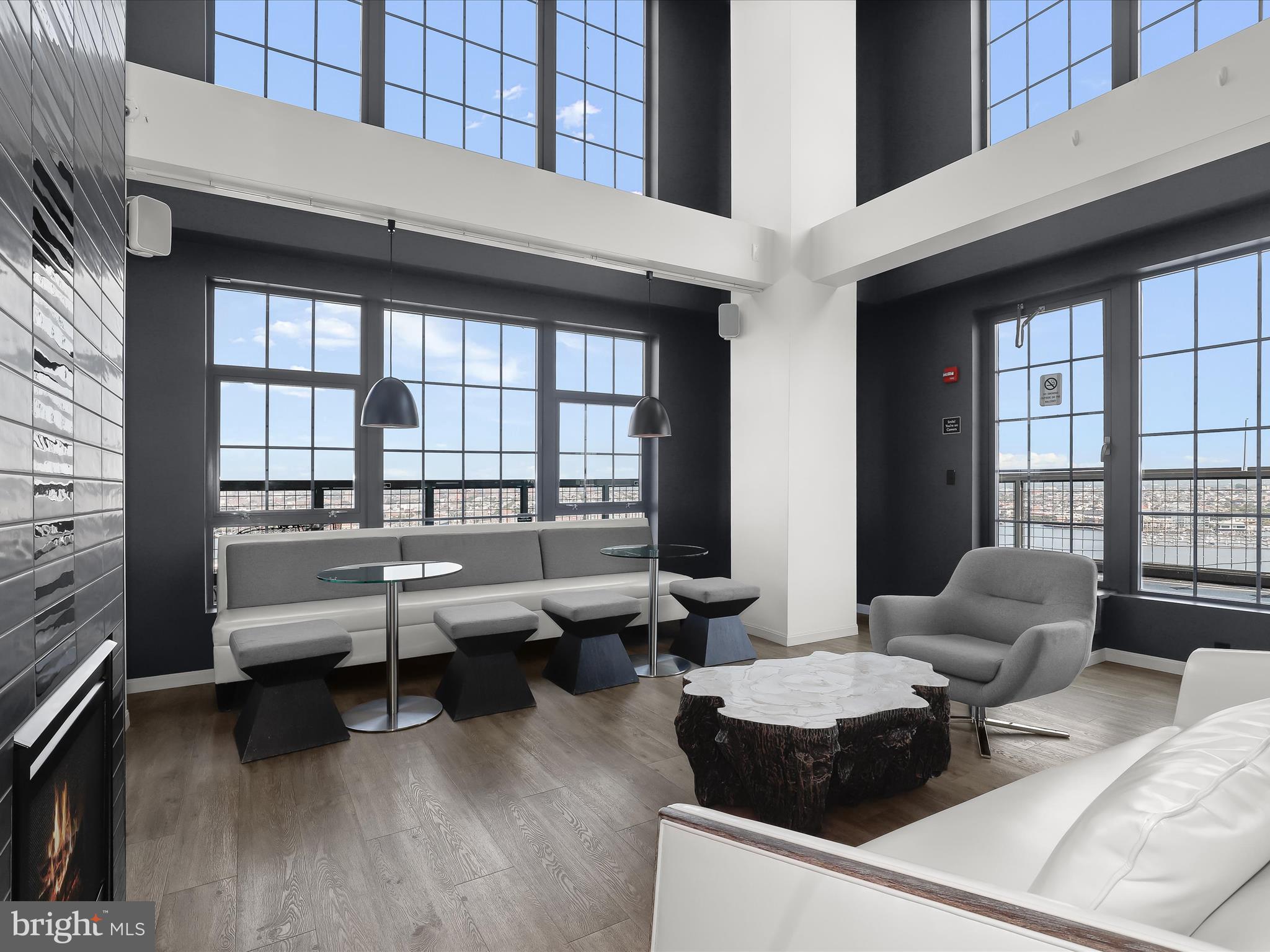 LOCUST POINT - Residential