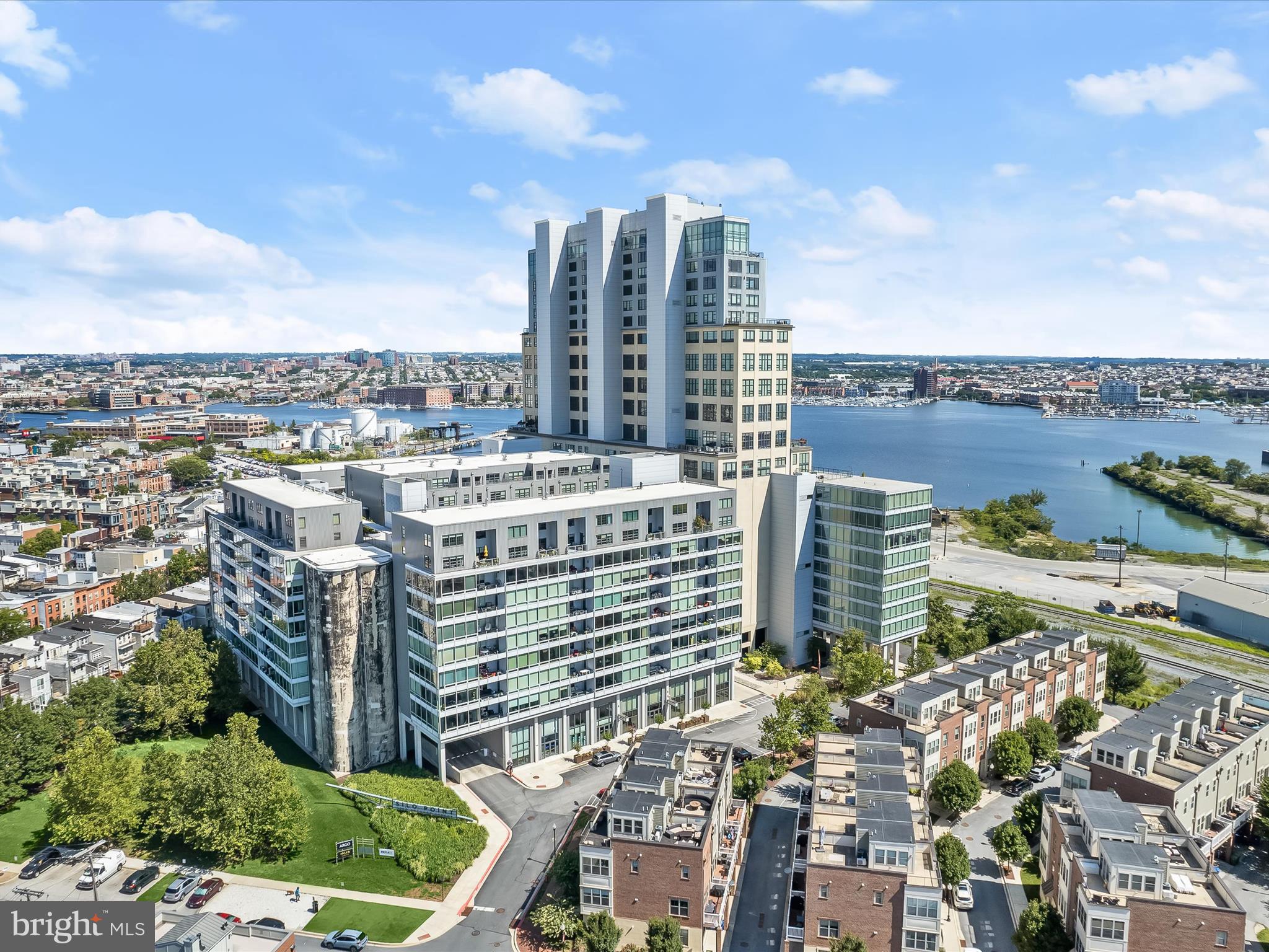 LOCUST POINT - Residential