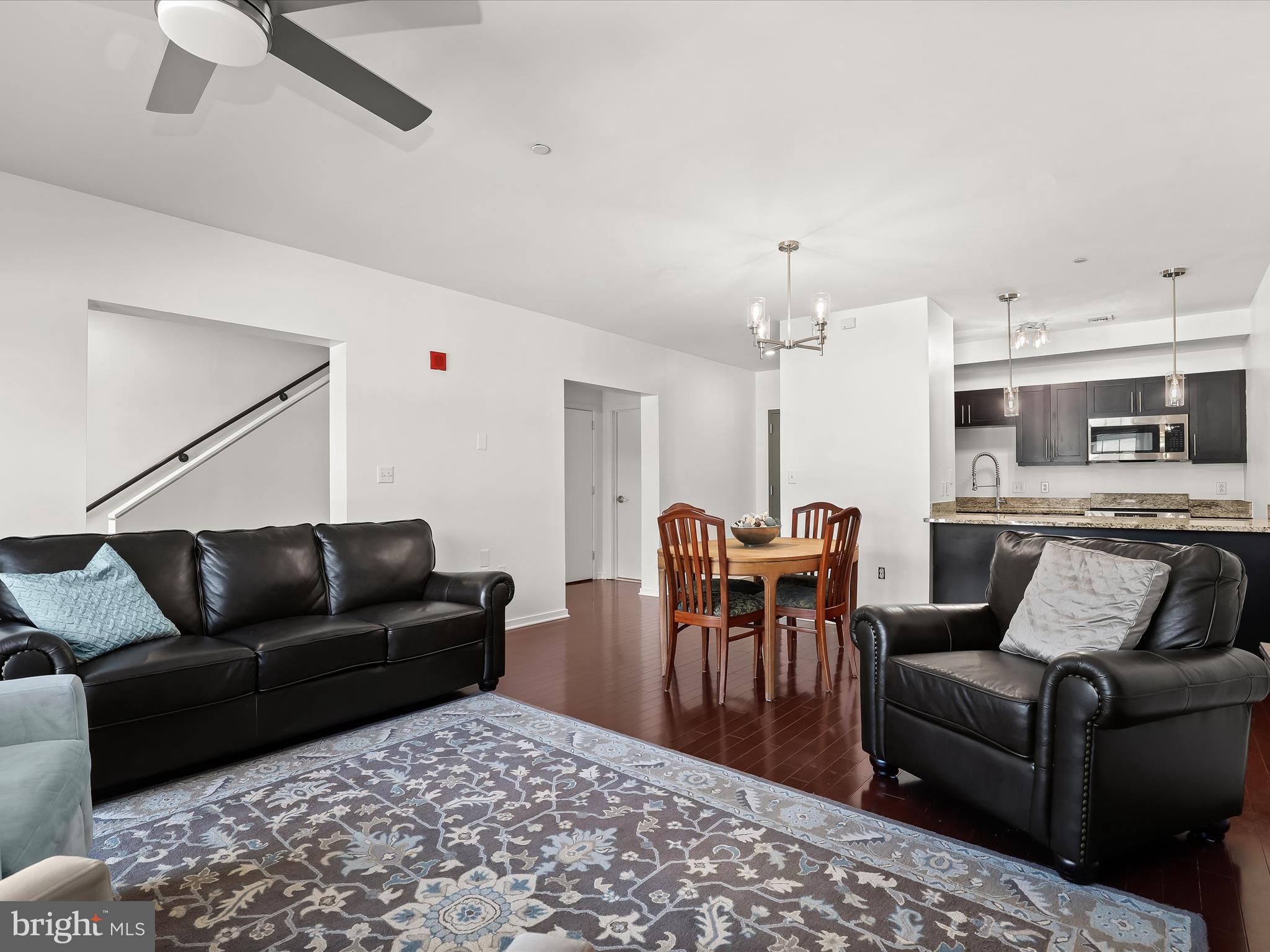 LOCUST POINT - Residential