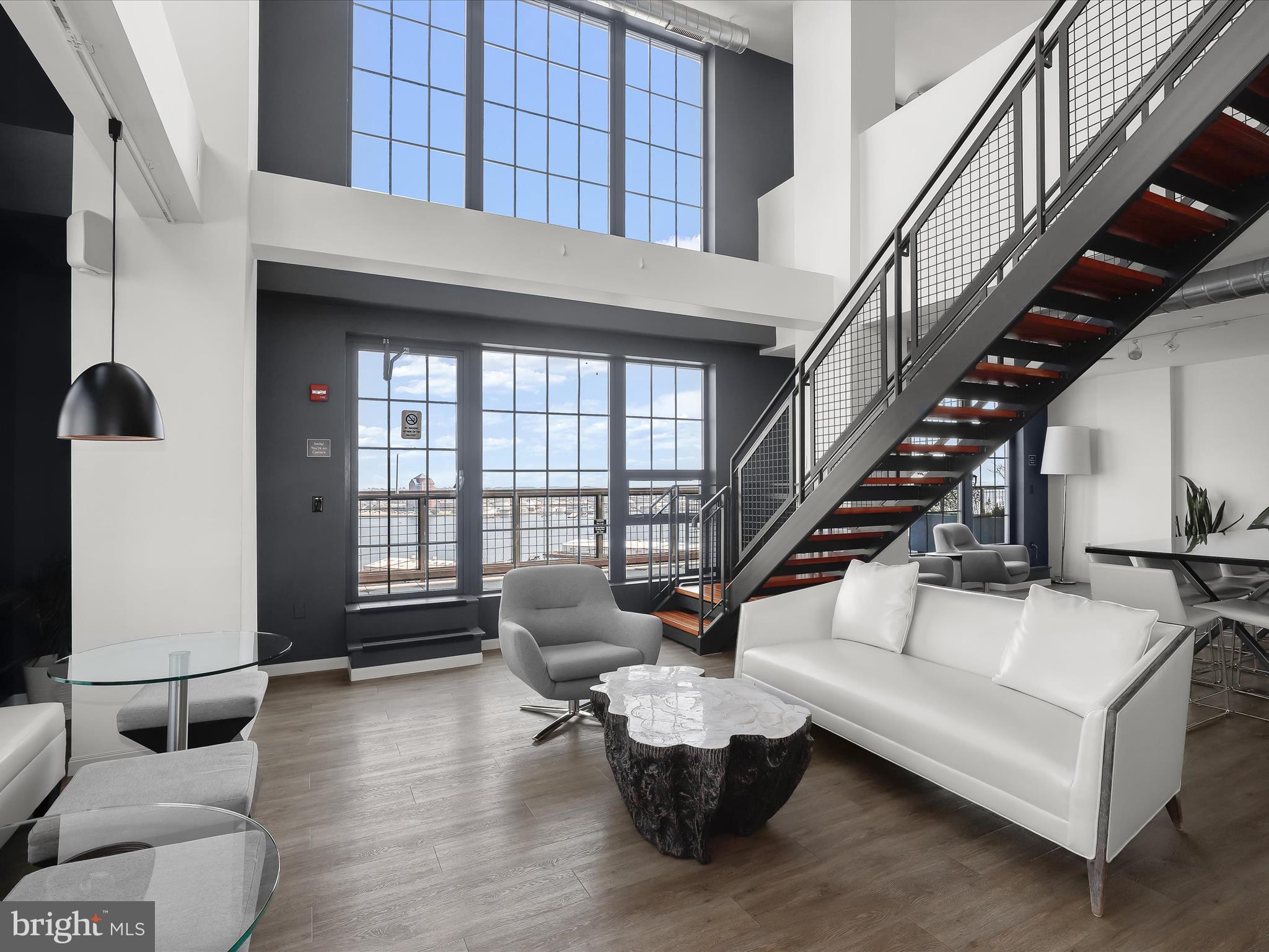 LOCUST POINT - Residential