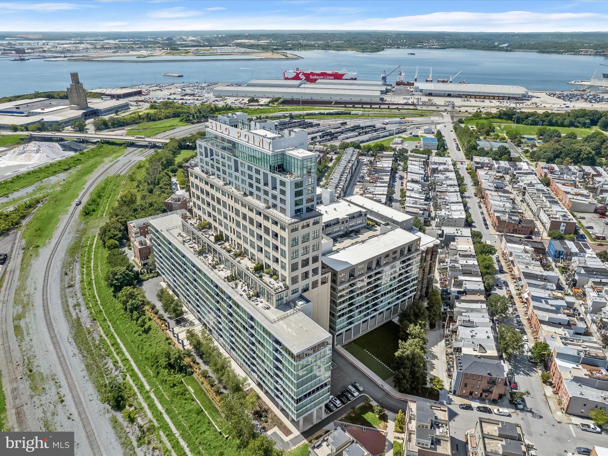 LOCUST POINT - Residential